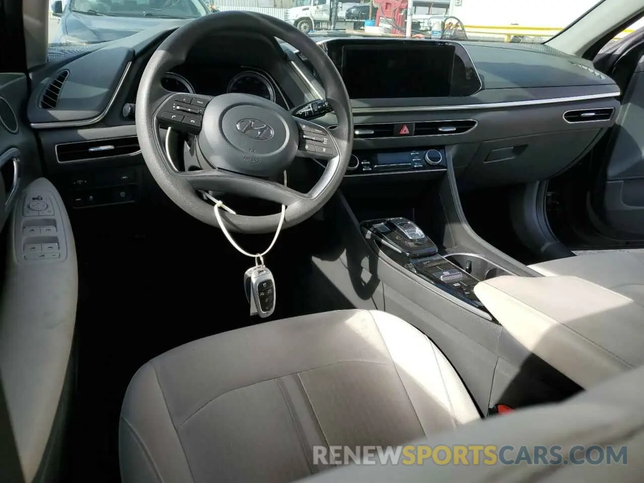 8 fotografías del automóvil dañado KMHL64JA6PA250370 HYUNDAI SONATA 2023
