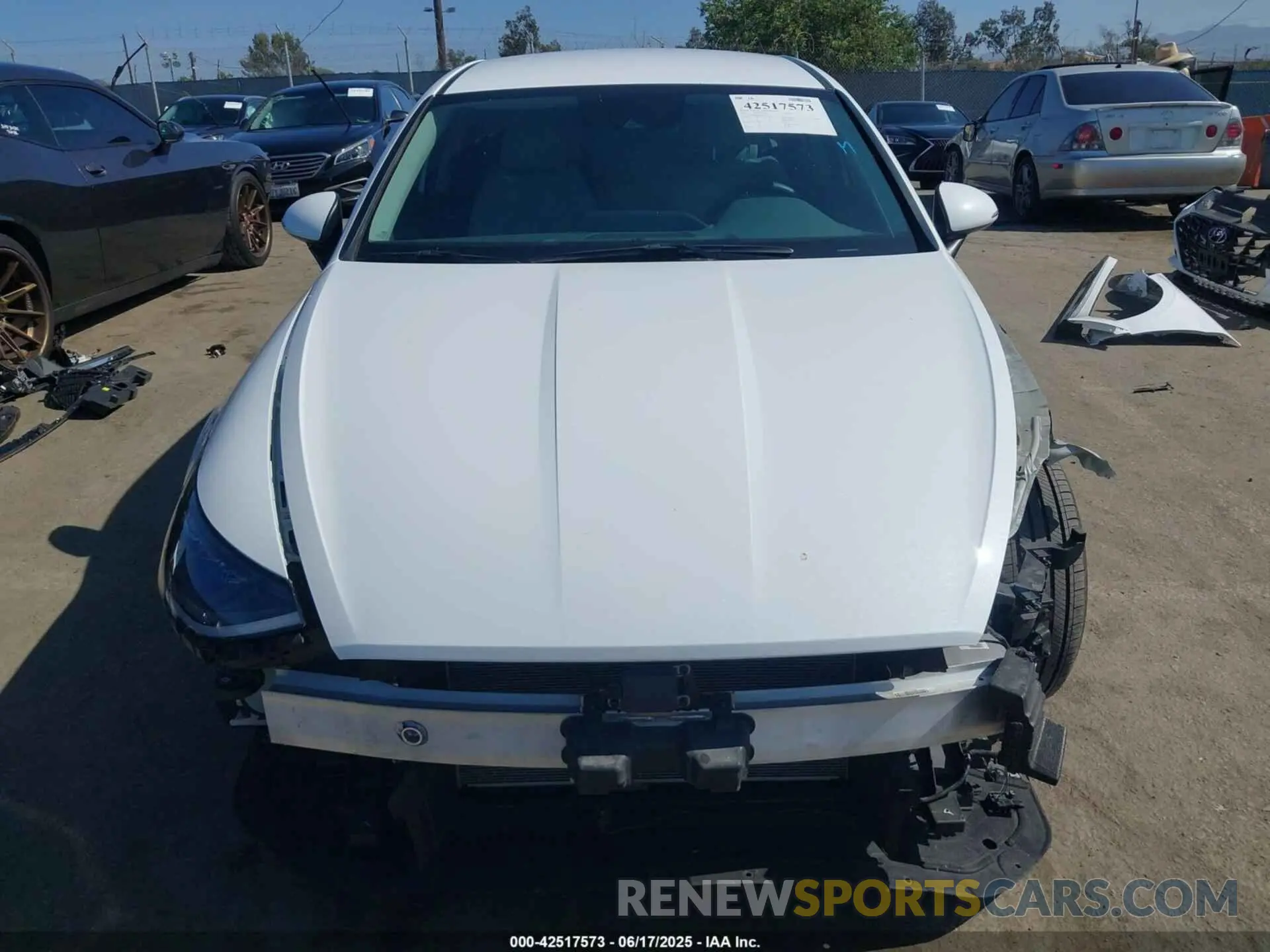 13 fotografías del automóvil dañado KMHL64JA6PA329215 HYUNDAI SONATA 2023