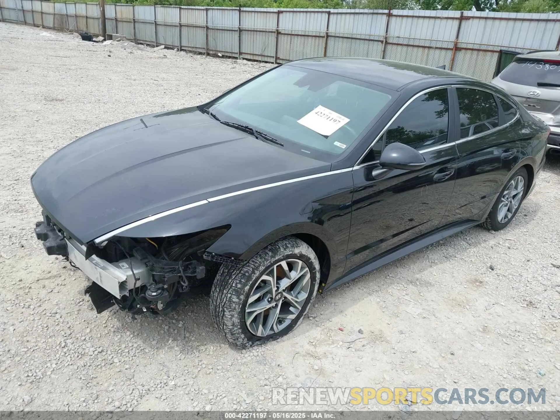 2 fotografías del automóvil dañado KMHL64JA7PA257036 HYUNDAI SONATA 2023