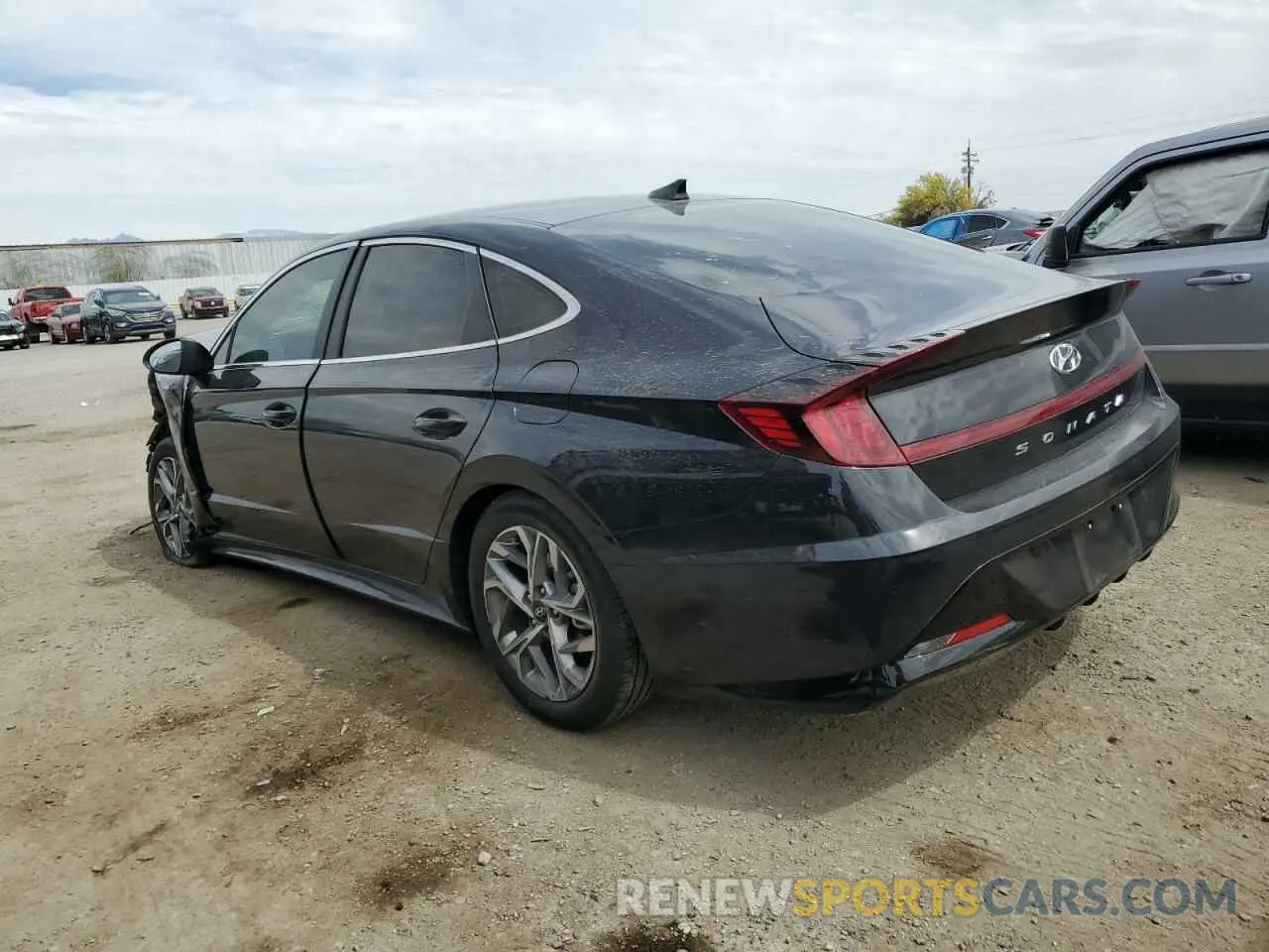 2 fotografías del automóvil dañado KMHL64JA7PA329420 HYUNDAI SONATA 2023