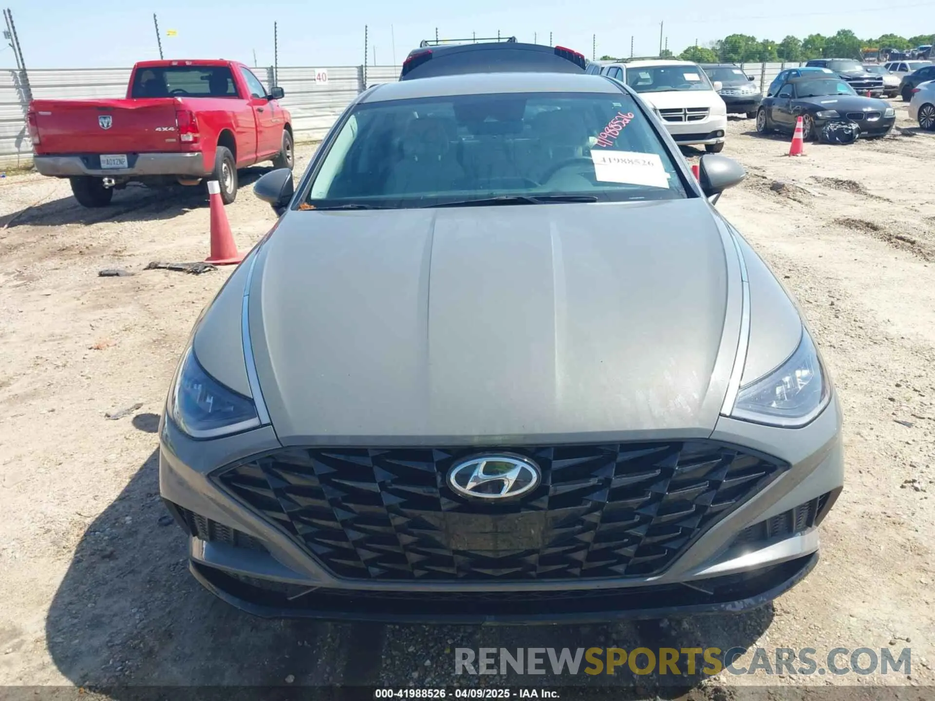 12 fotografías del automóvil dañado KMHL64JAXPA288278 HYUNDAI SONATA 2023