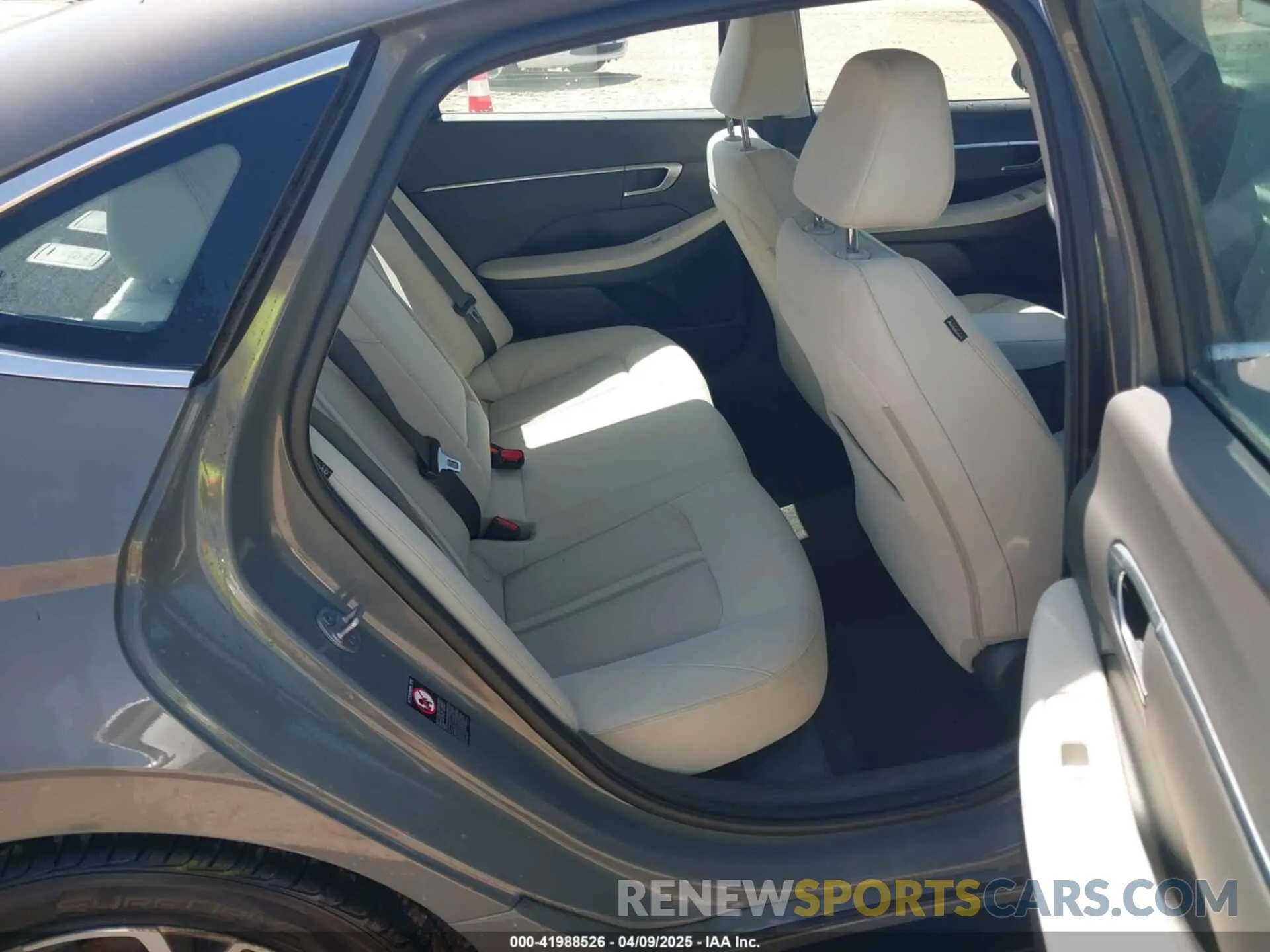 8 fotografías del automóvil dañado KMHL64JAXPA288278 HYUNDAI SONATA 2023