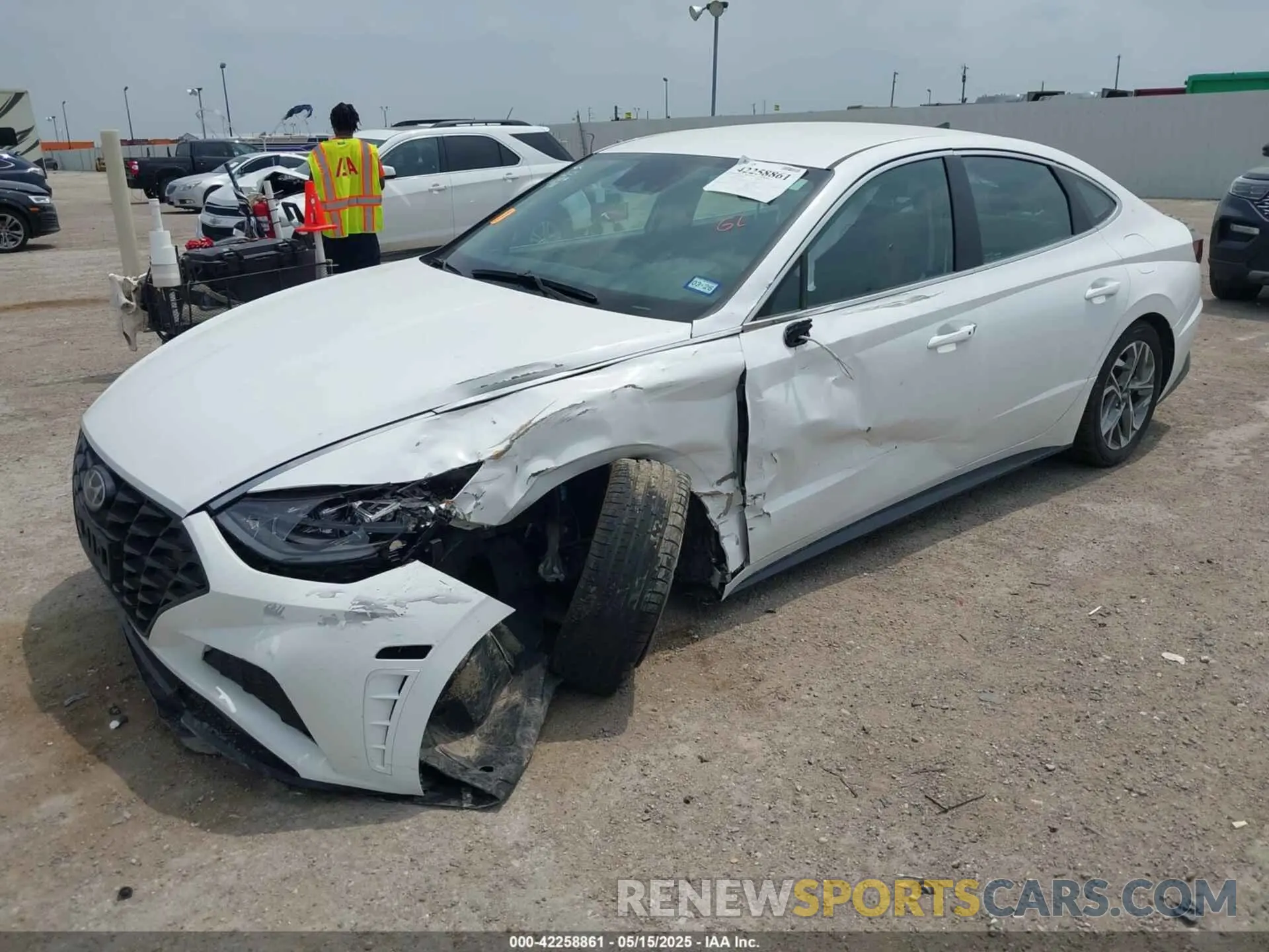 2 fotografías del automóvil dañado KMHL64JAXPA309954 HYUNDAI SONATA 2023