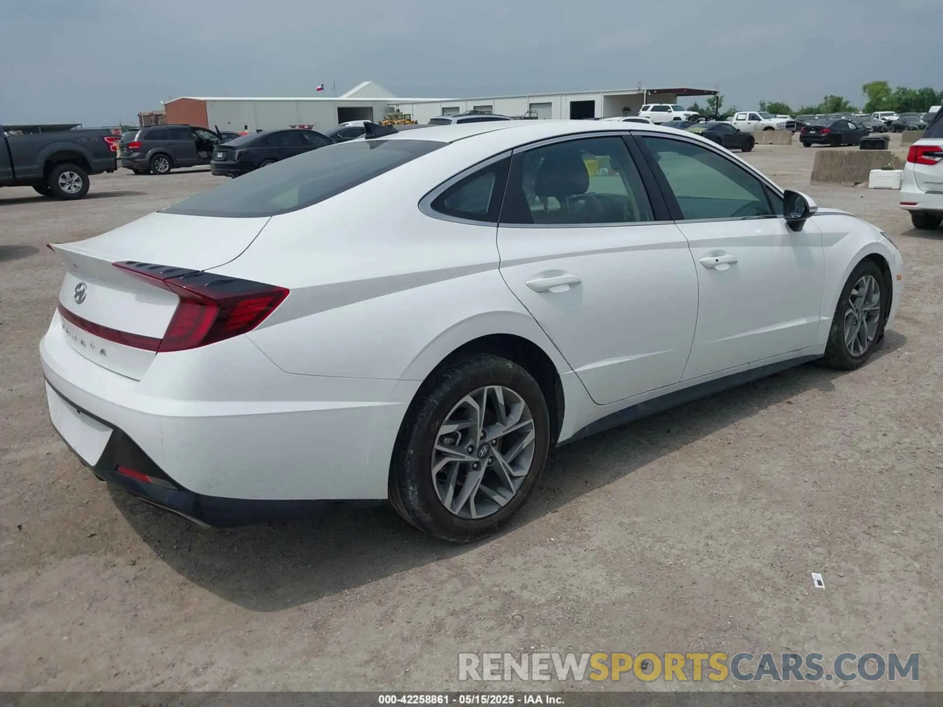 4 fotografías del automóvil dañado KMHL64JAXPA309954 HYUNDAI SONATA 2023
