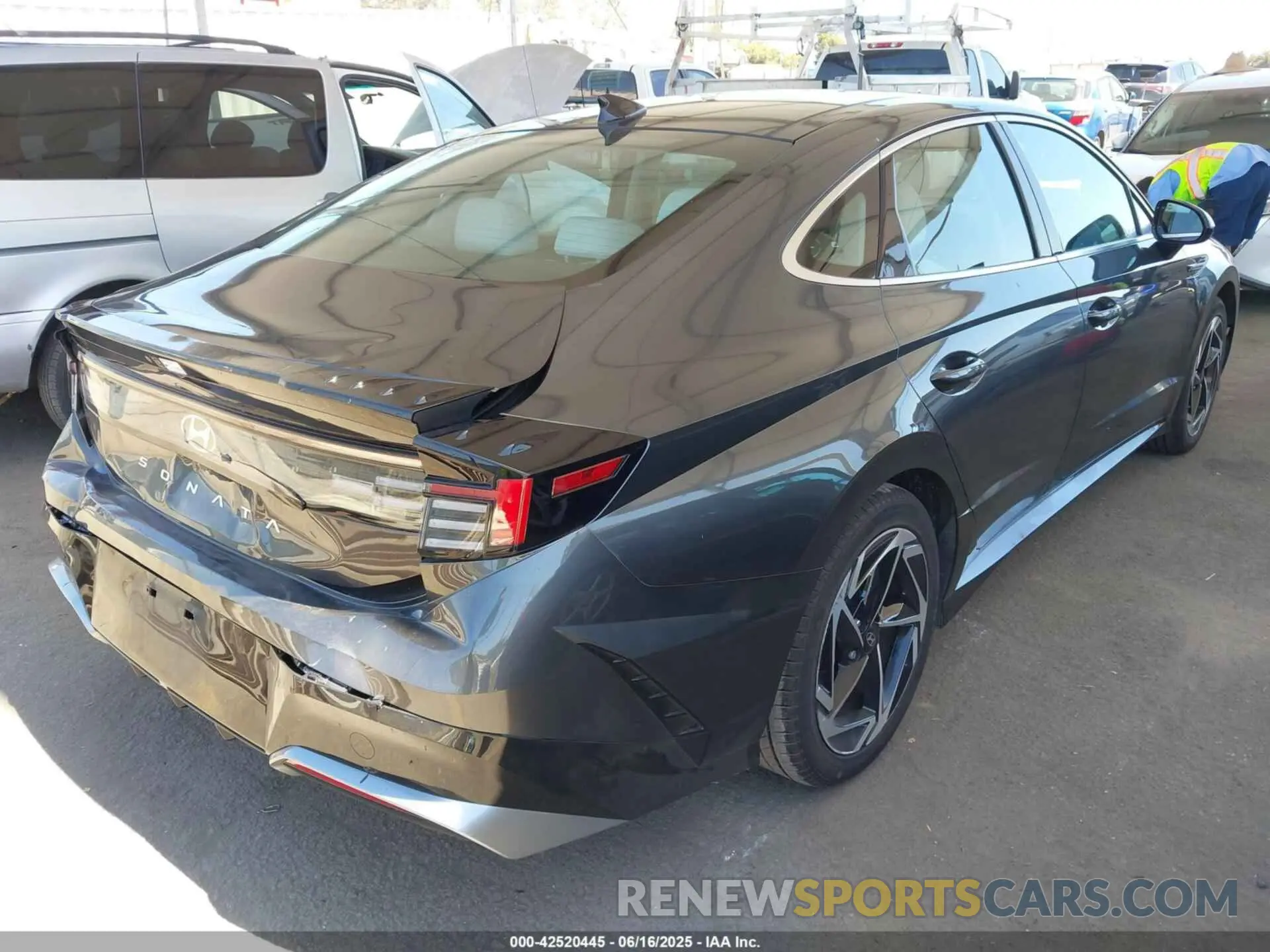 4 fotografías del automóvil dañado KMHL14JA1RA396404 HYUNDAI SONATA 2024