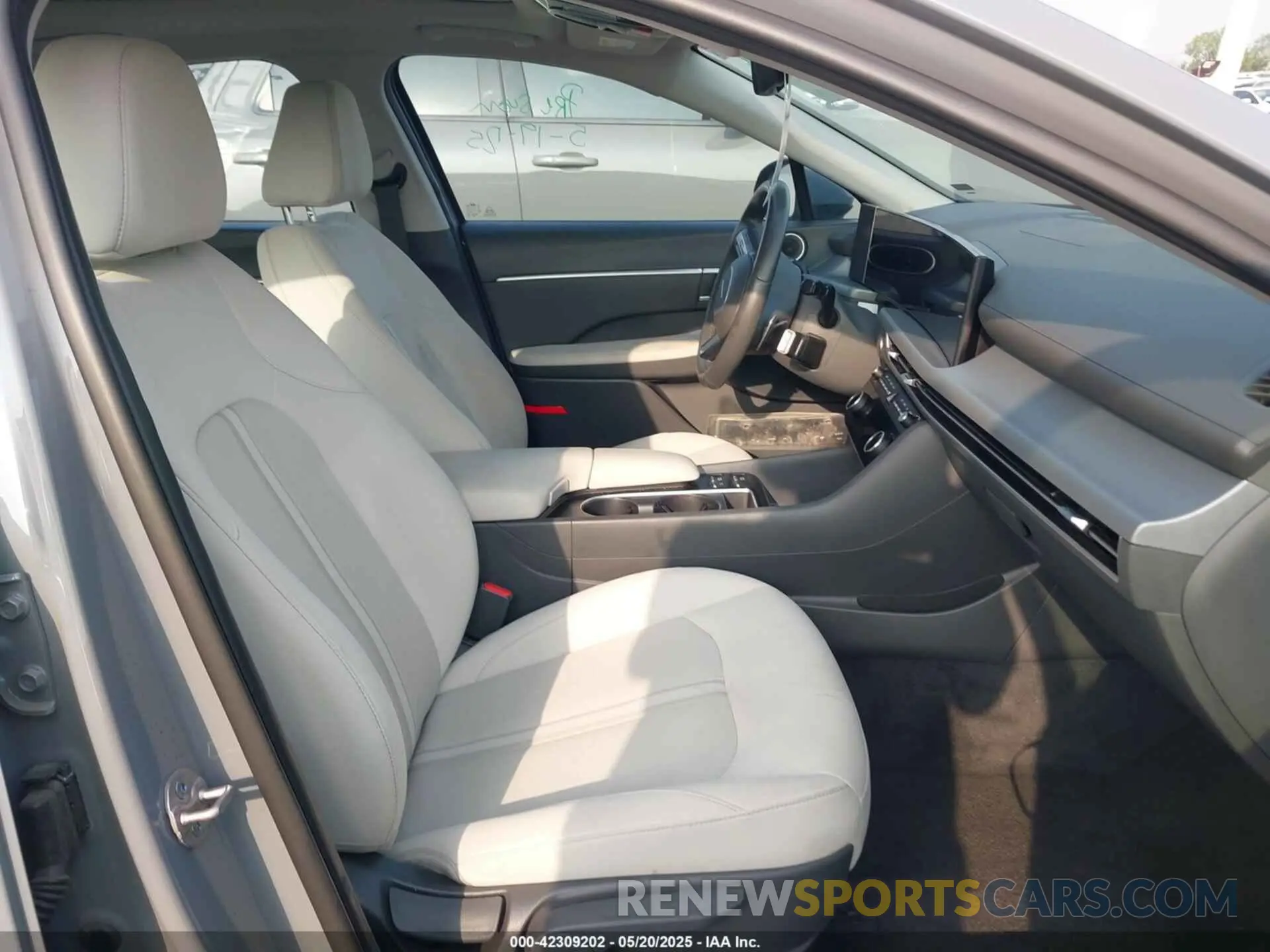 5 fotografías del automóvil dañado KMHL14JA2RA350015 HYUNDAI SONATA 2024