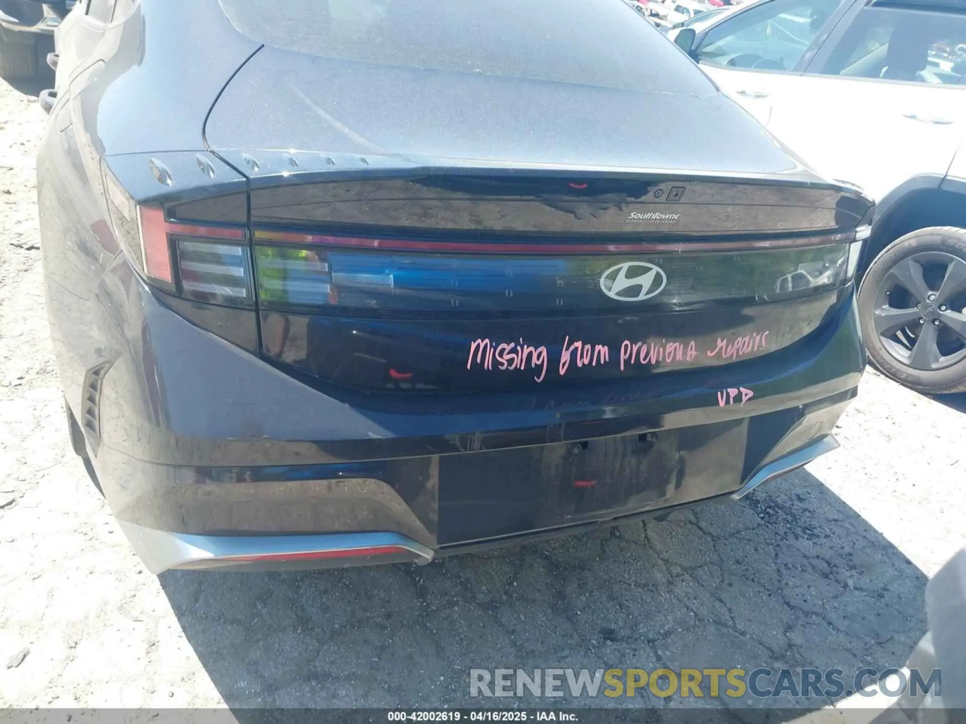 16 fotografías del automóvil dañado KMHL14JA4RA361551 HYUNDAI SONATA 2024