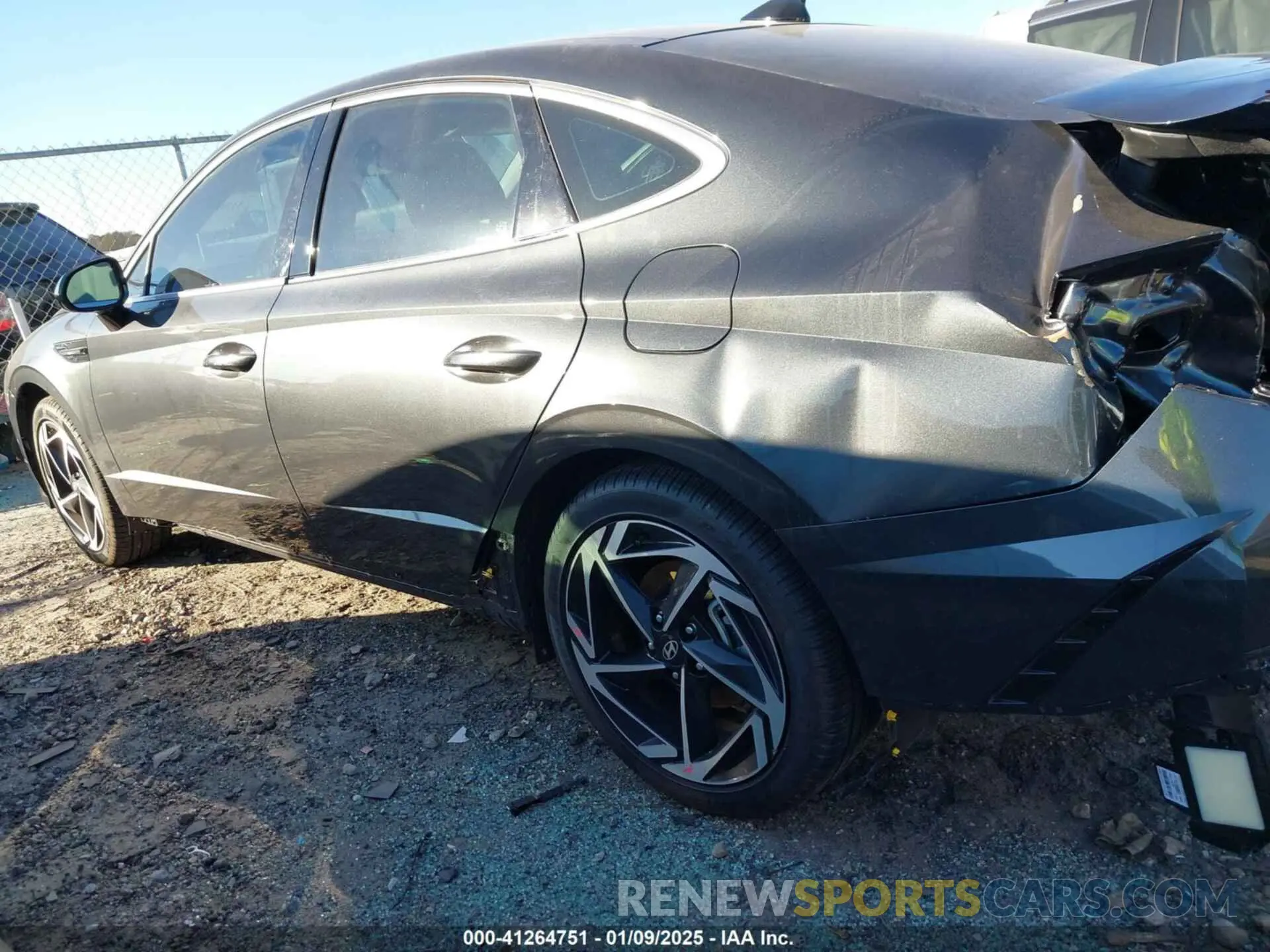 15 fotografías del automóvil dañado KMHL14JA5RA355354 HYUNDAI SONATA 2024