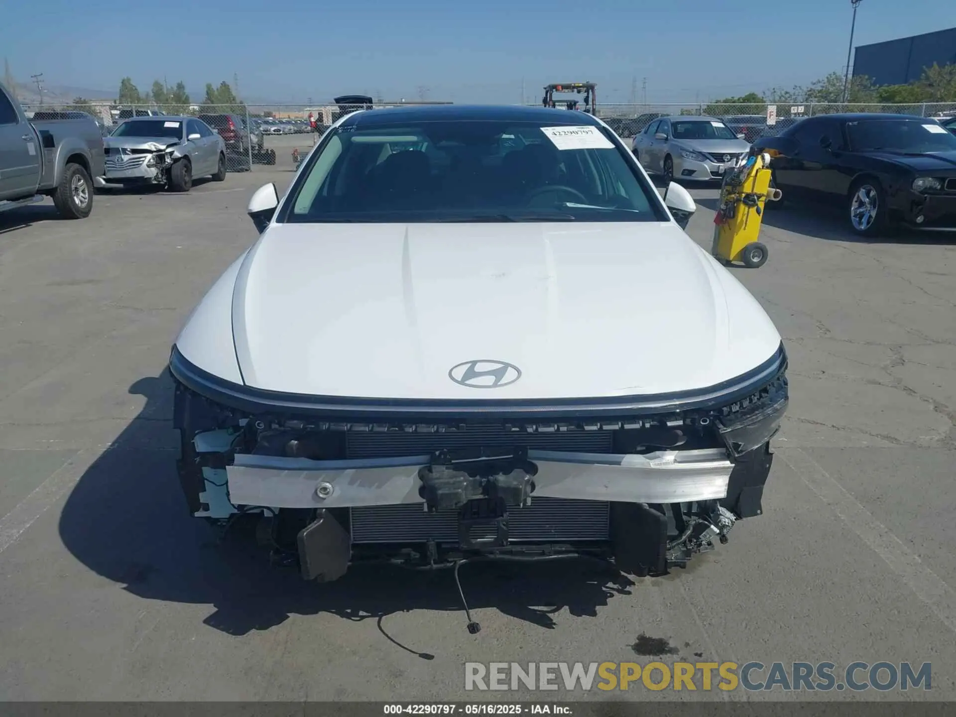 13 fotografías del automóvil dañado KMHL14JA6RA426688 HYUNDAI SONATA 2024