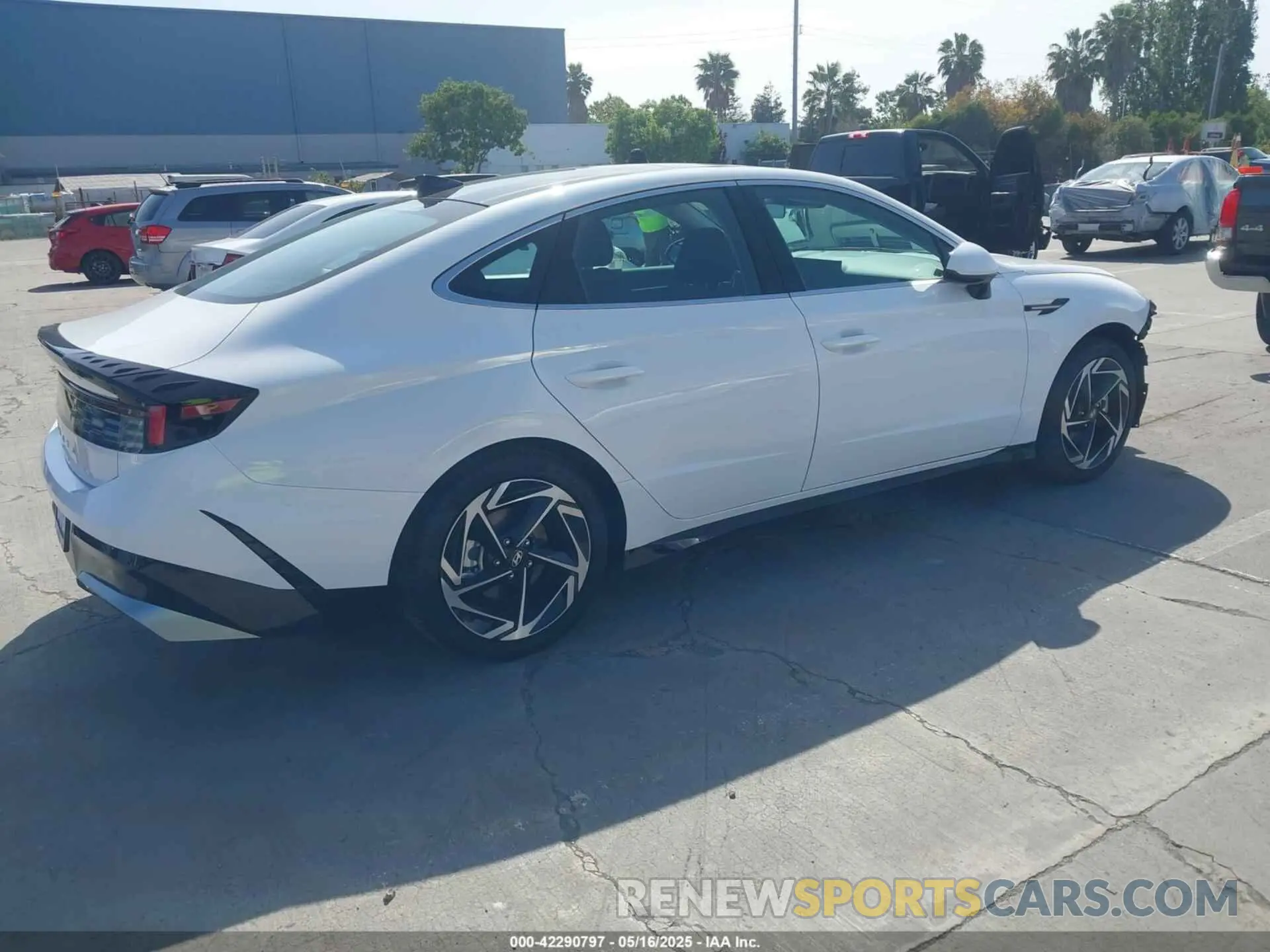 4 fotografías del automóvil dañado KMHL14JA6RA426688 HYUNDAI SONATA 2024