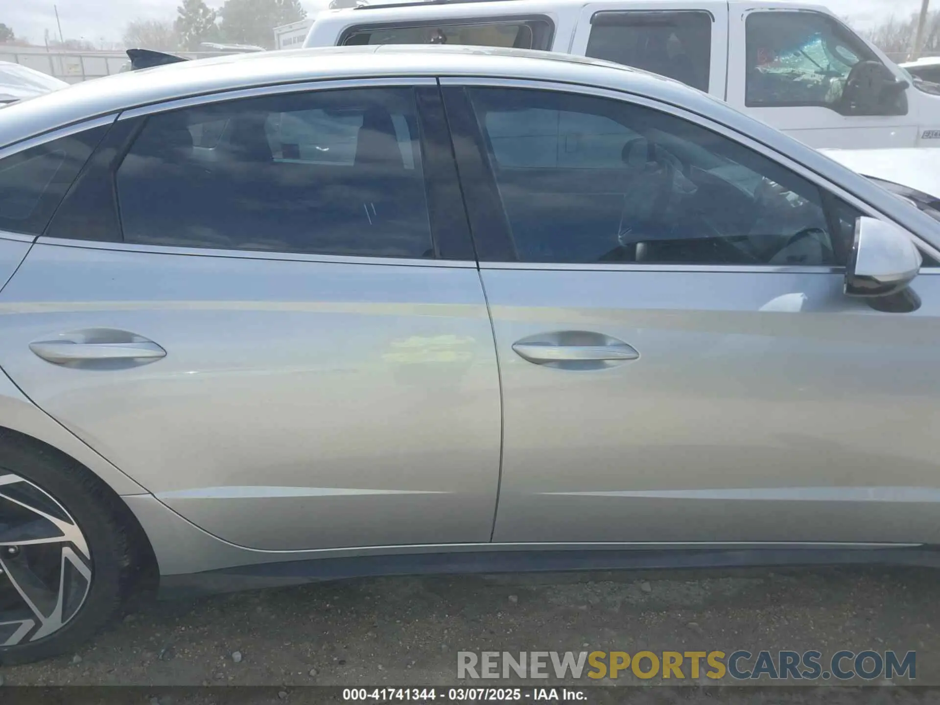 14 fotografías del automóvil dañado KMHL14JA8RA363268 HYUNDAI SONATA 2024