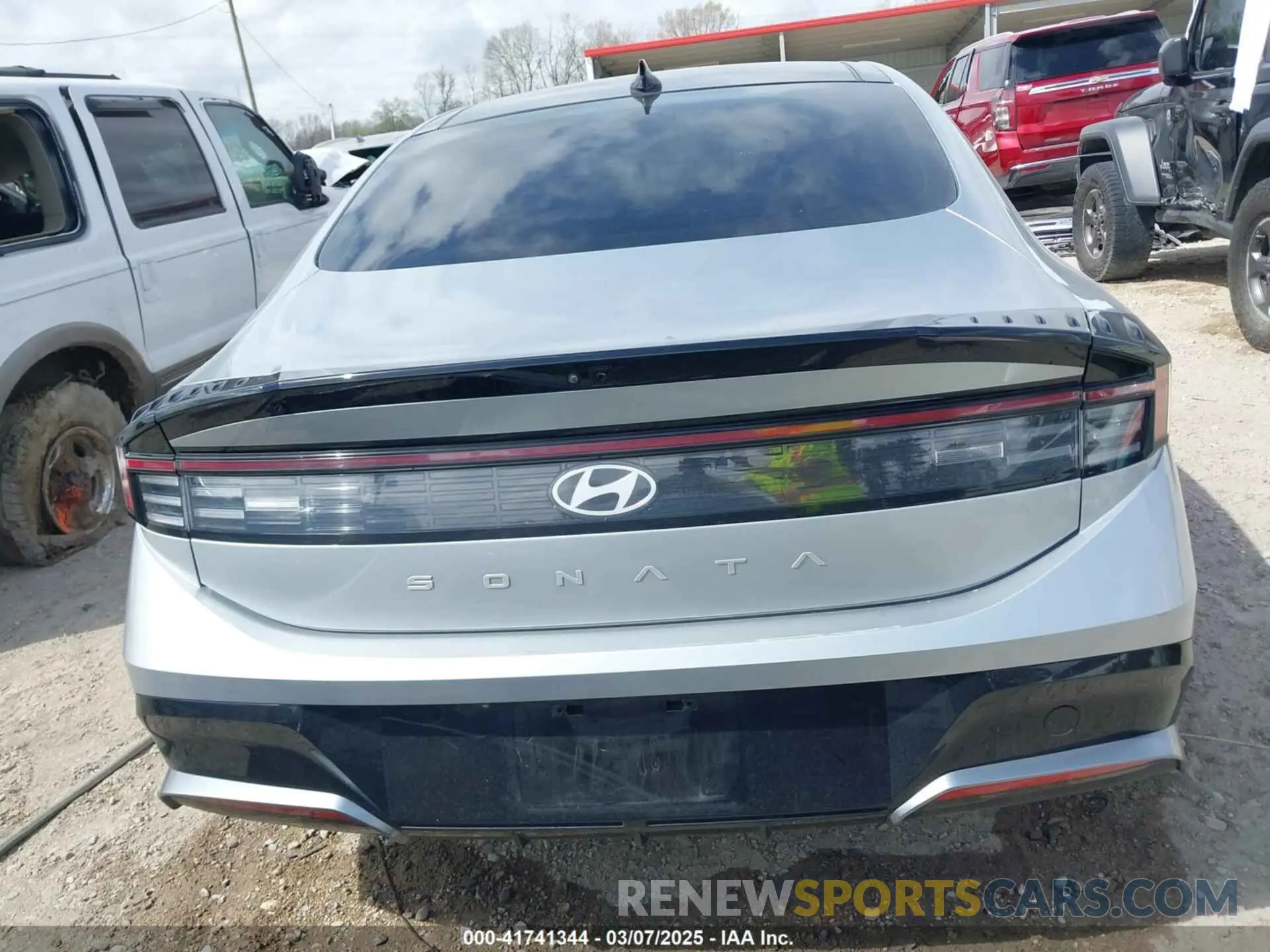 17 fotografías del automóvil dañado KMHL14JA8RA363268 HYUNDAI SONATA 2024
