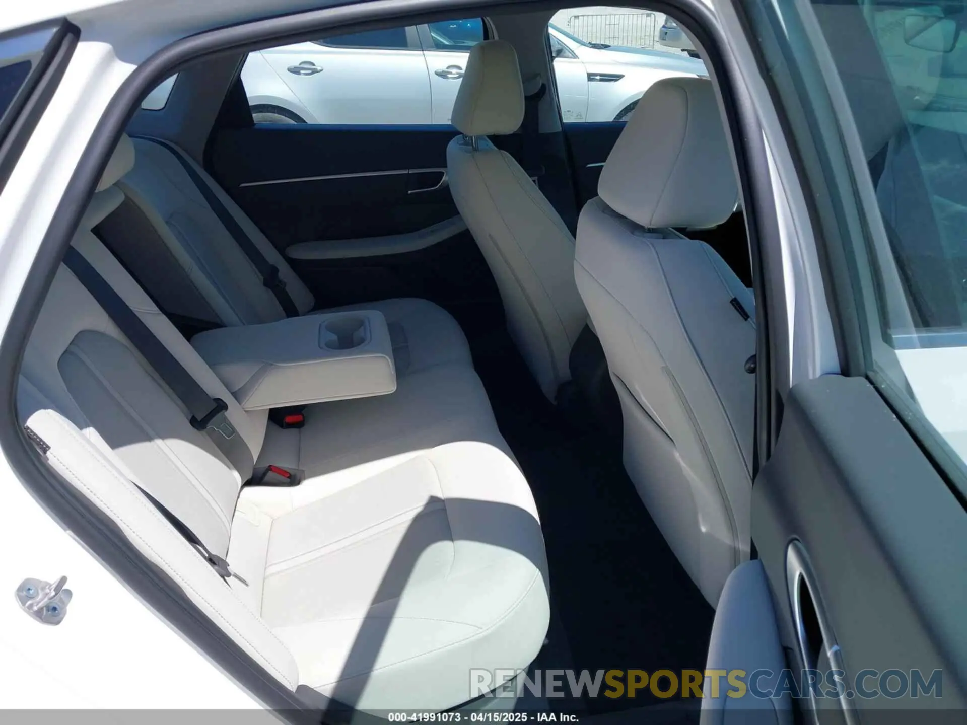8 fotografías del automóvil dañado KMHL14JA8RA379762 HYUNDAI SONATA 2024