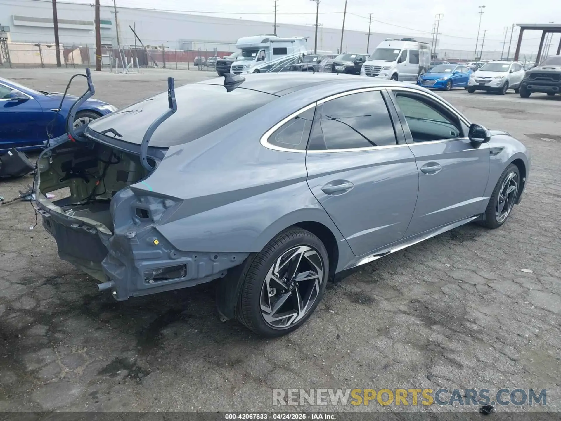 4 fotografías del automóvil dañado KMHL14JA9RA388776 HYUNDAI SONATA 2024