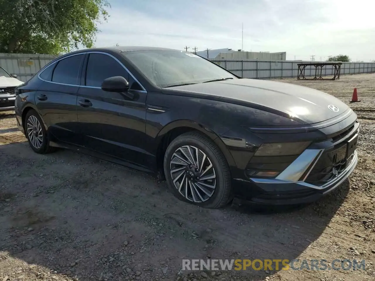 4 fotografías del automóvil dañado KMHL34JJ1RA086800 HYUNDAI SONATA 2024