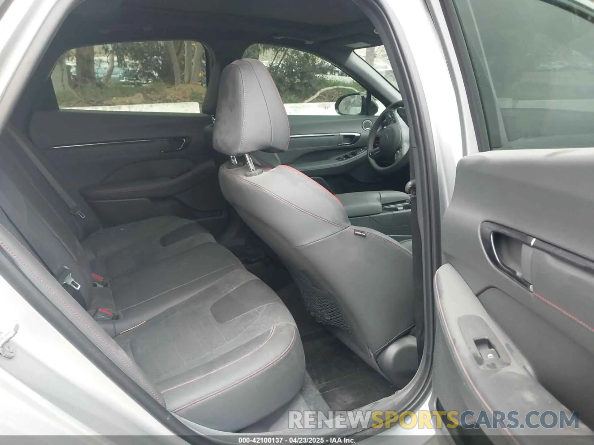 8 fotografías del automóvil dañado KMHL54JC8RA420283 HYUNDAI SONATA 2024