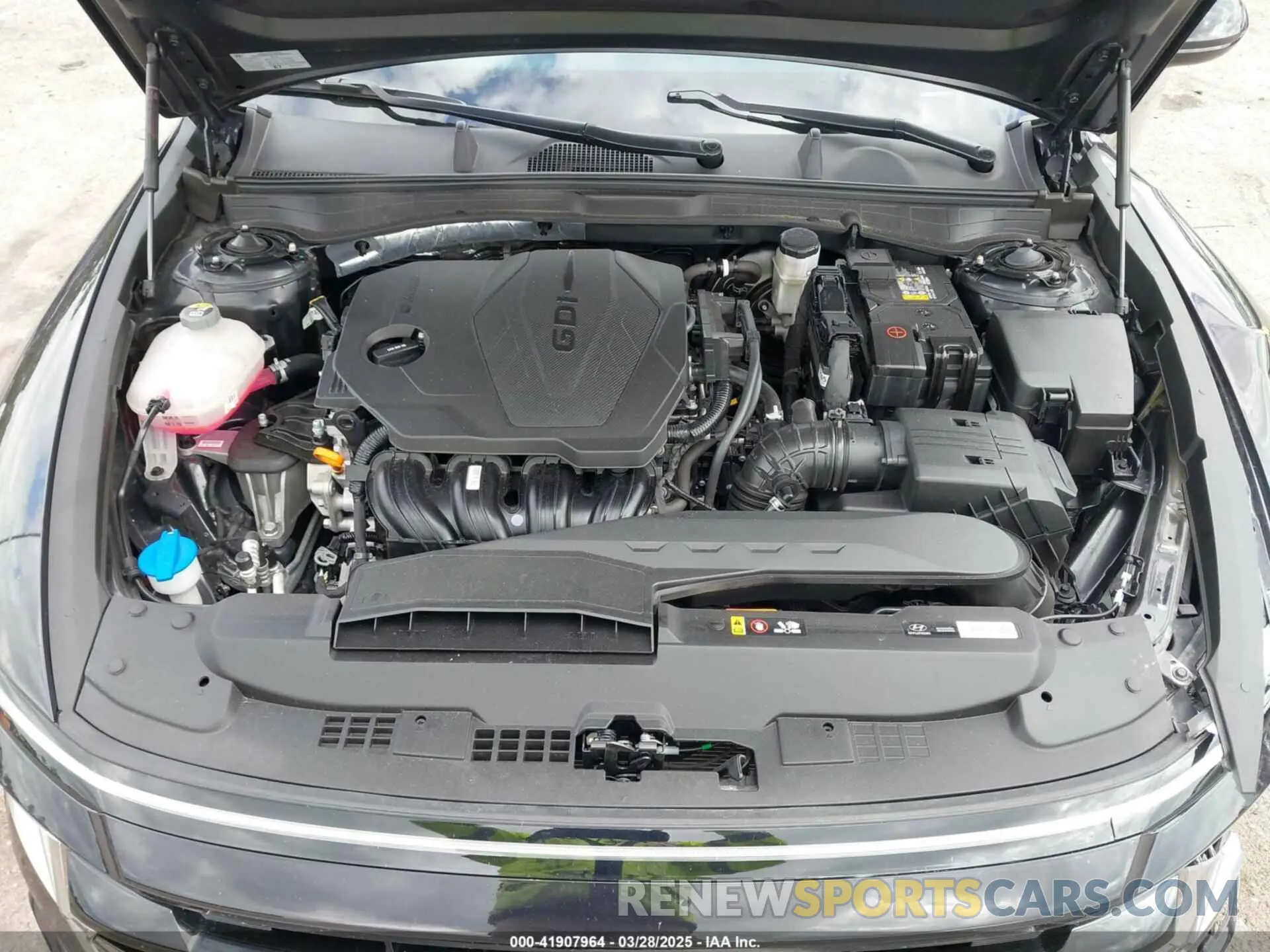 10 fotografías del automóvil dañado KMHL64JA1RA354932 HYUNDAI SONATA 2024