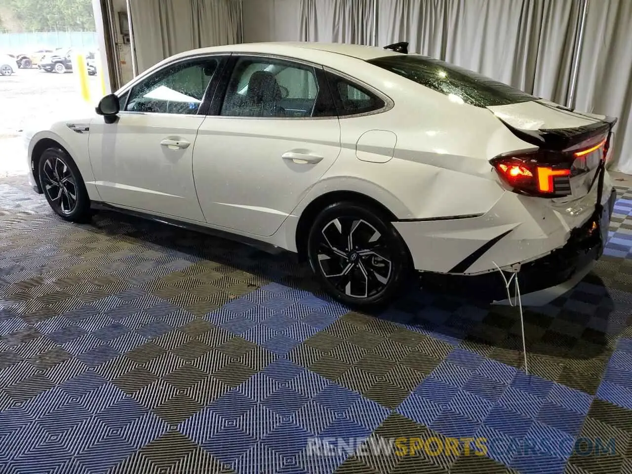 2 fotografías del automóvil dañado KMHL64JA1RA368460 HYUNDAI SONATA 2024