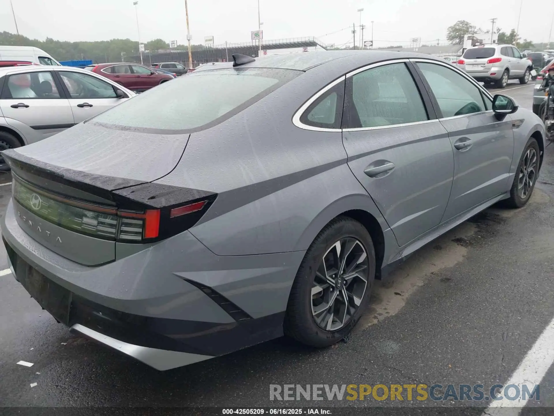 4 fotografías del automóvil dañado KMHL64JA1RA399692 HYUNDAI SONATA 2024
