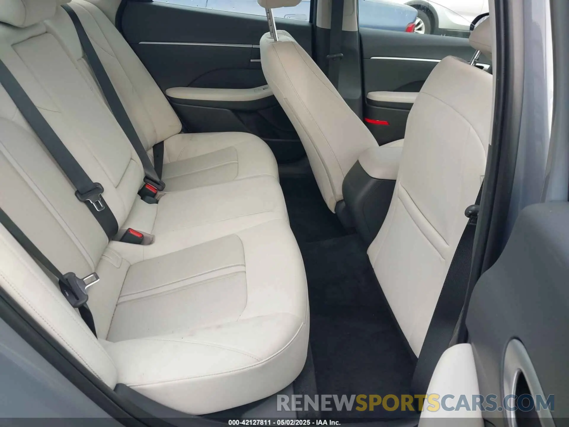 8 fotografías del automóvil dañado KMHL64JA1RA410030 HYUNDAI SONATA 2024