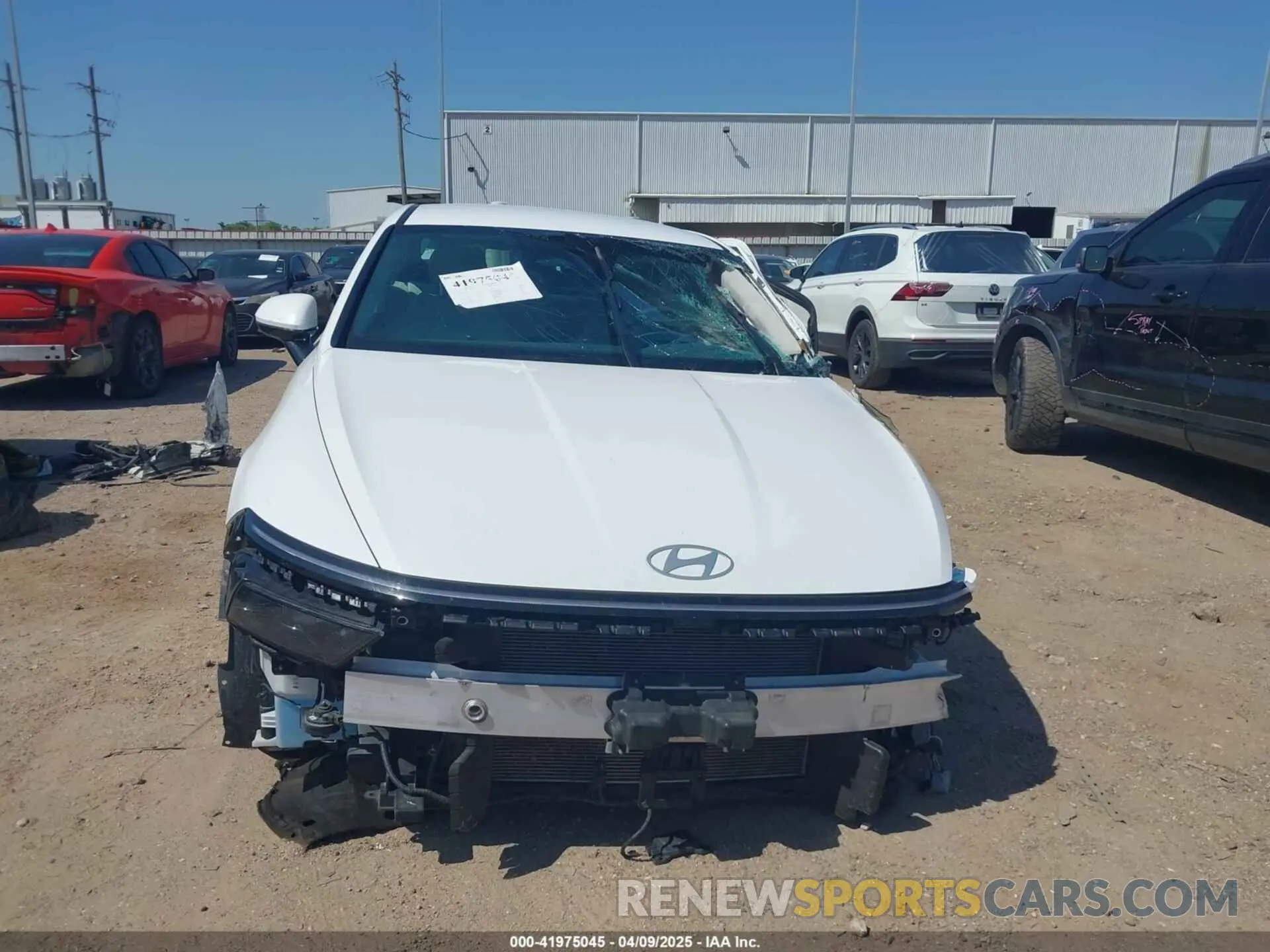 13 fotografías del automóvil dañado KMHL64JA3RA369304 HYUNDAI SONATA 2024