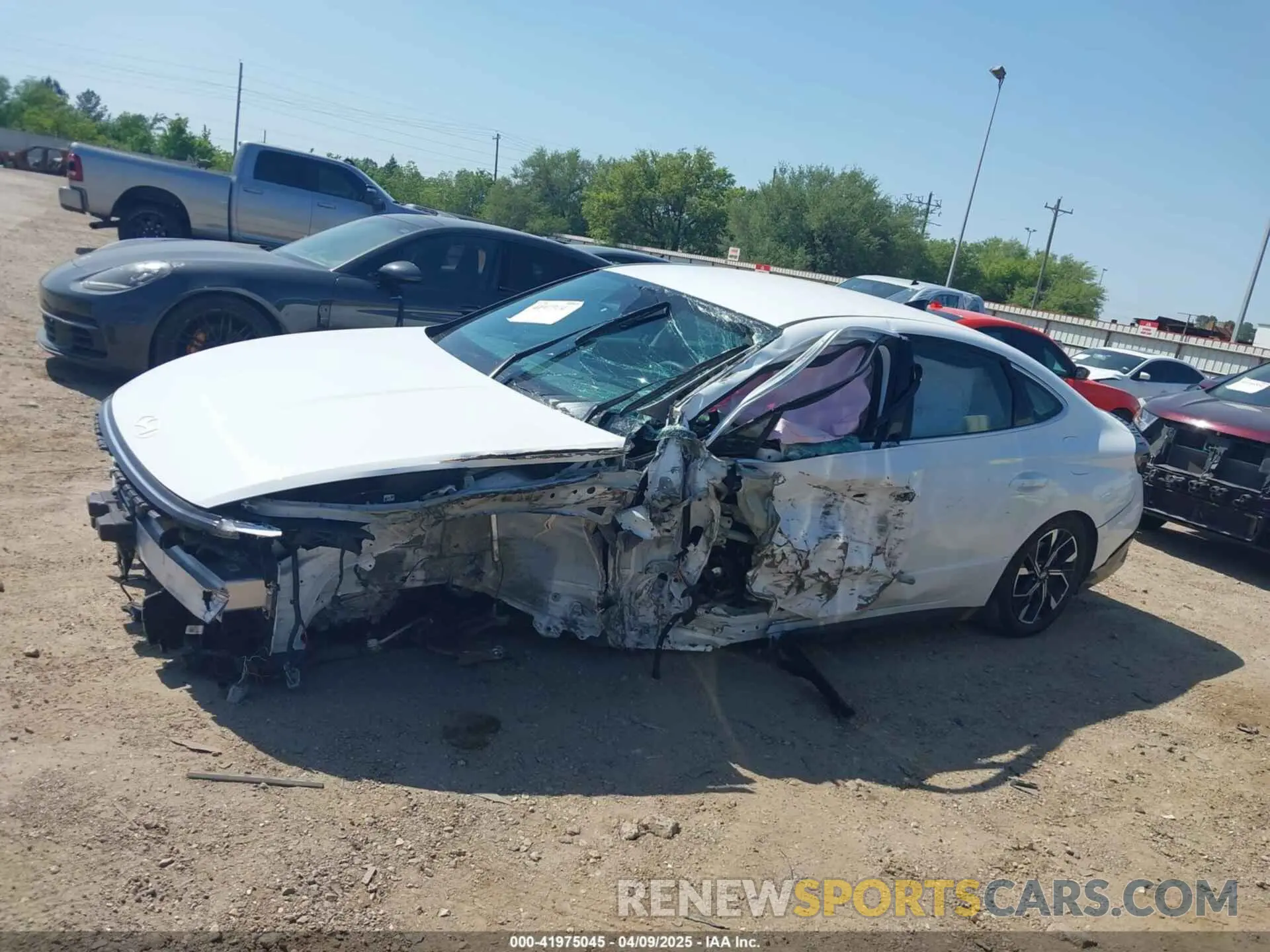 15 fotografías del automóvil dañado KMHL64JA3RA369304 HYUNDAI SONATA 2024