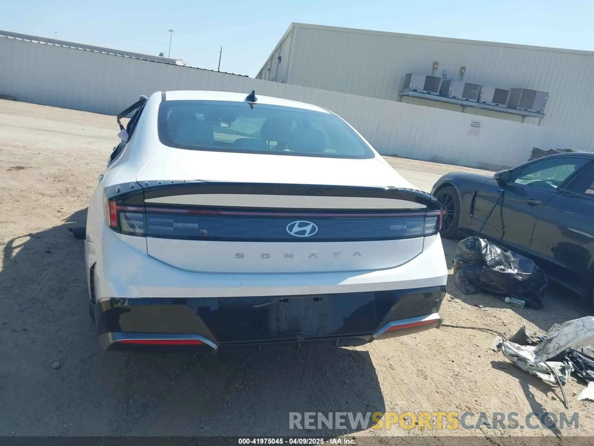17 fotografías del automóvil dañado KMHL64JA3RA369304 HYUNDAI SONATA 2024