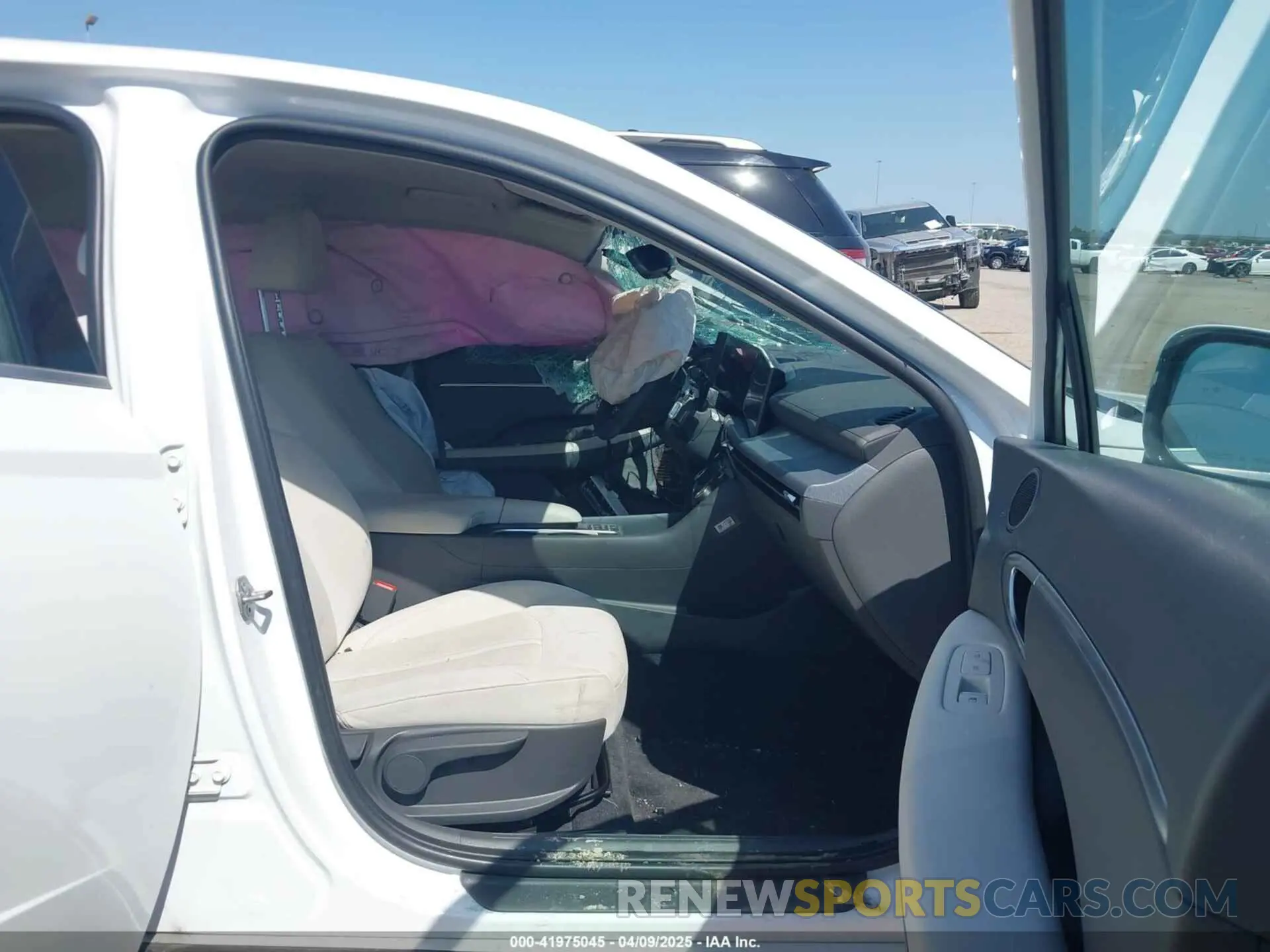 5 fotografías del automóvil dañado KMHL64JA3RA369304 HYUNDAI SONATA 2024