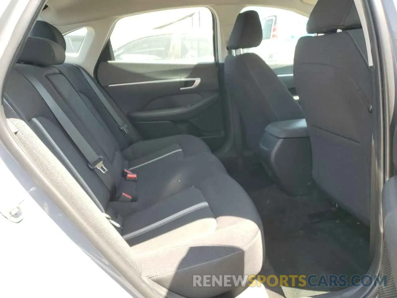 10 fotografías del automóvil dañado KMHL64JA3RA381971 HYUNDAI SONATA 2024