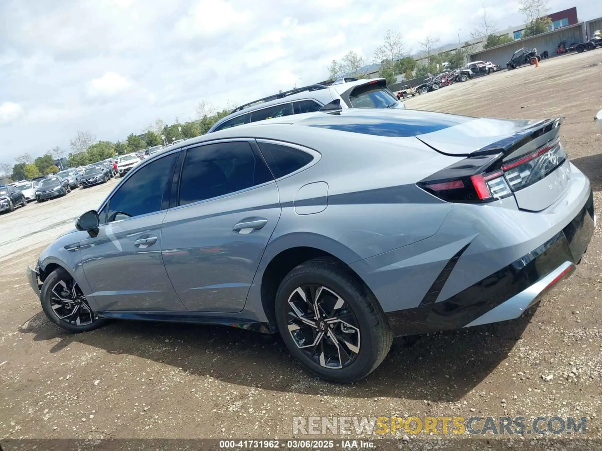 14 fotografías del automóvil dañado KMHL64JA3RA403449 HYUNDAI SONATA 2024