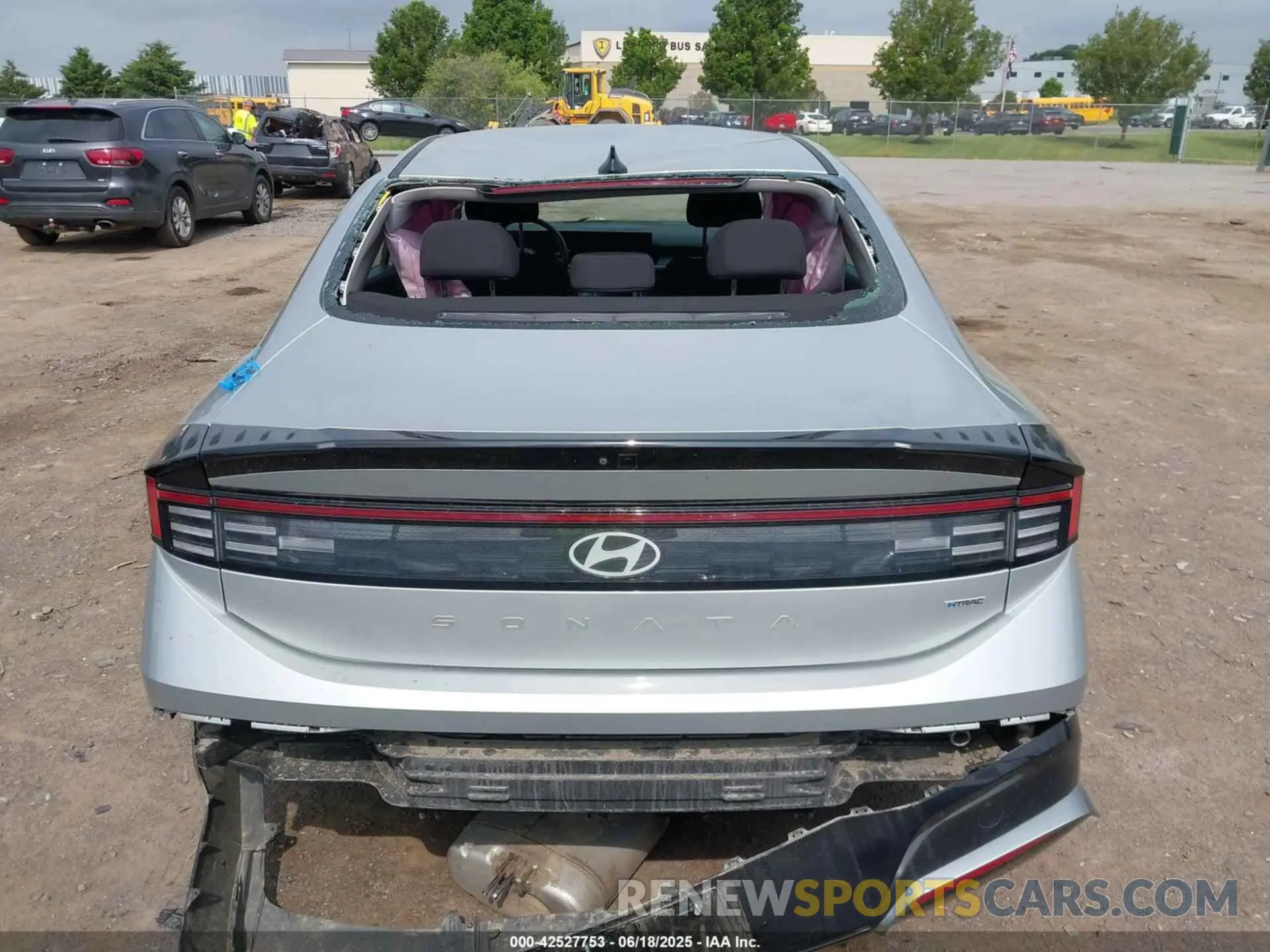 16 fotografías del automóvil dañado KMHL64JA4RA368422 HYUNDAI SONATA 2024