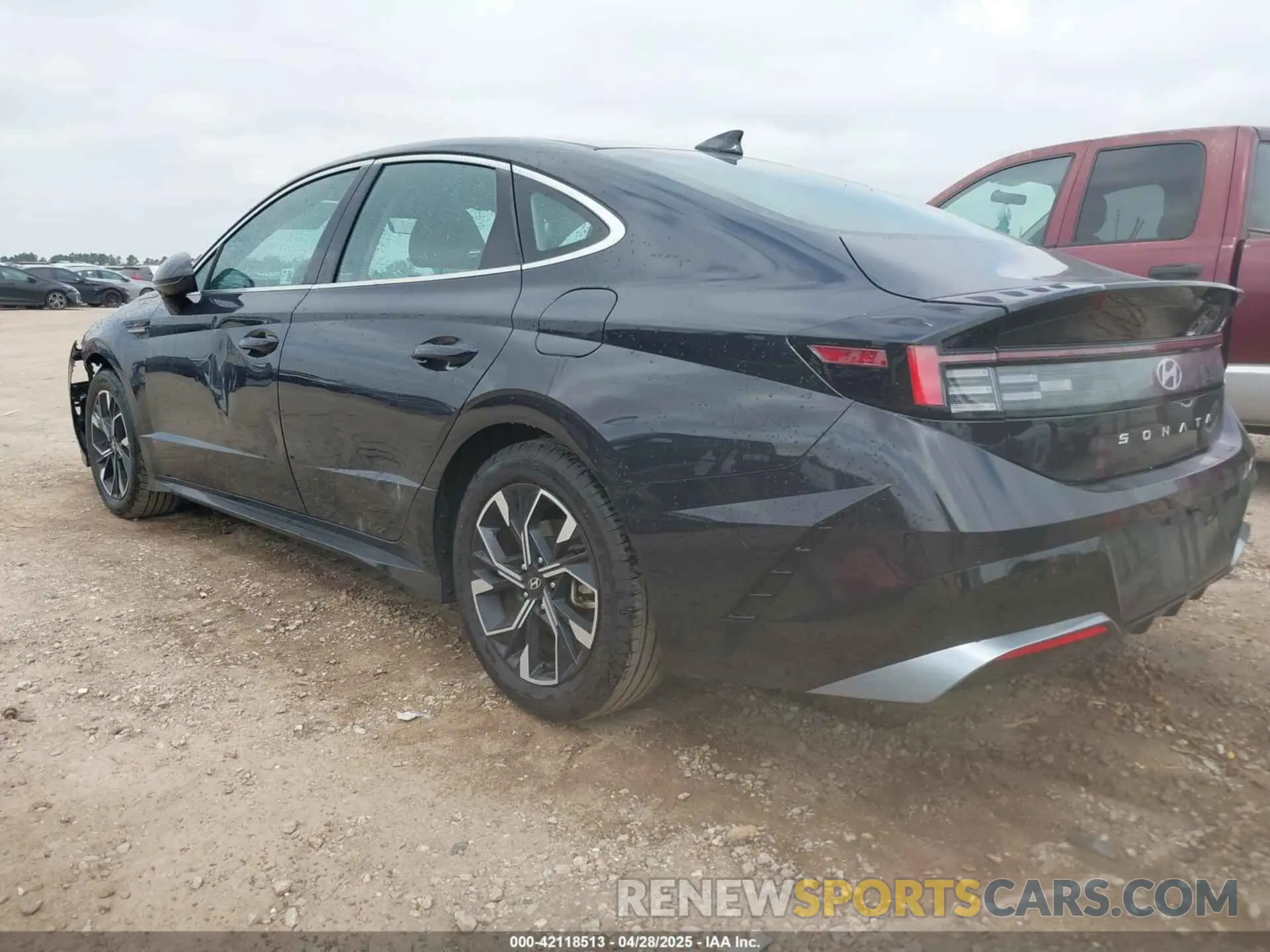 3 fotografías del automóvil dañado KMHL64JA4RA373328 HYUNDAI SONATA 2024