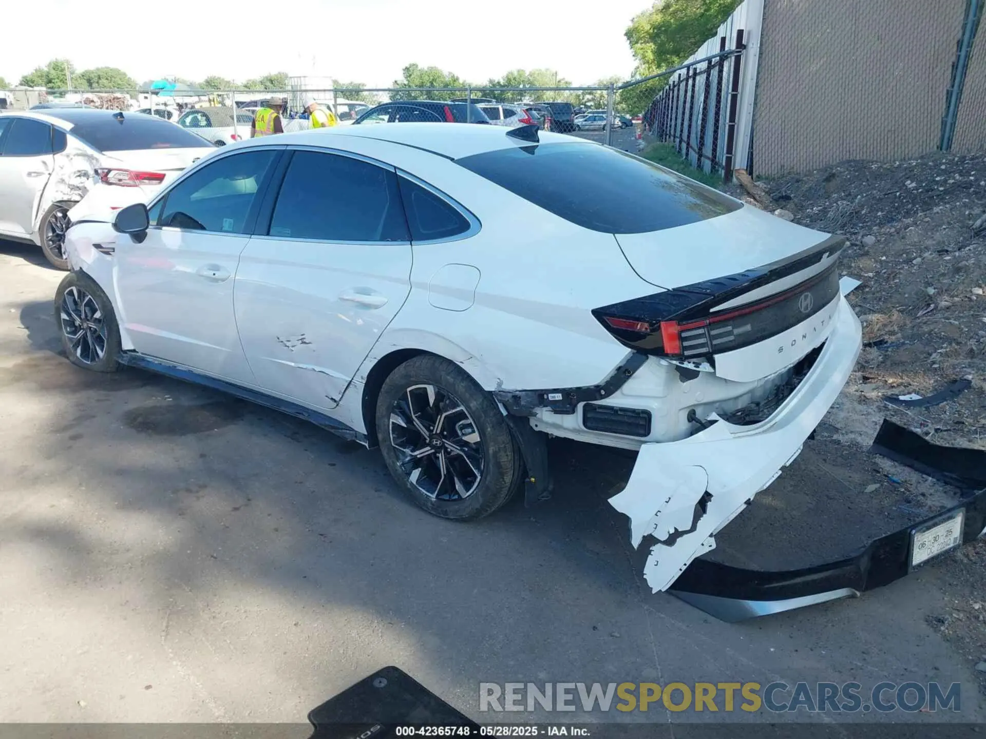 3 fotografías del automóvil dañado KMHL64JA4RA412855 HYUNDAI SONATA 2024