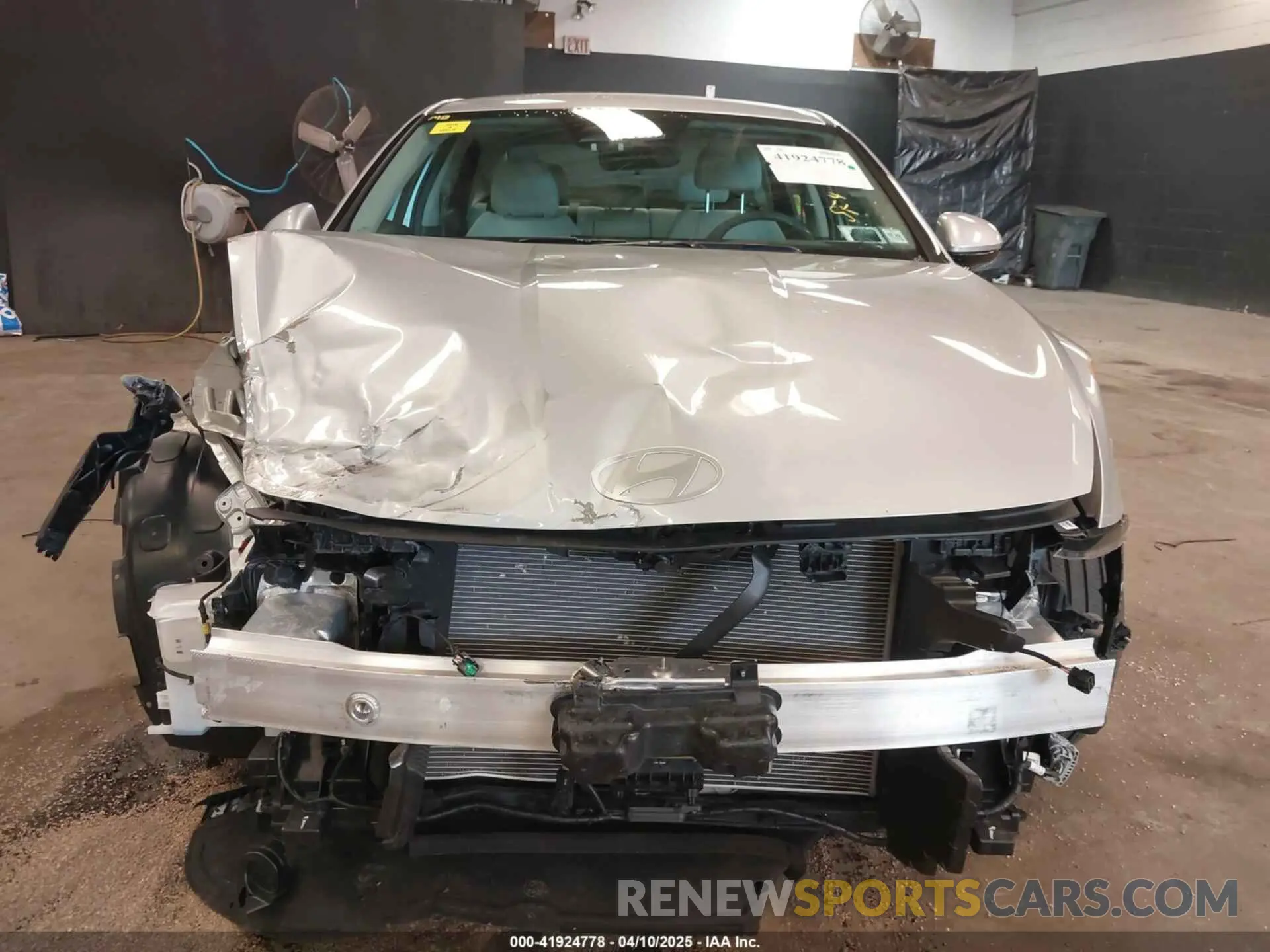 13 fotografías del automóvil dañado KMHL64JA5RA368929 HYUNDAI SONATA 2024