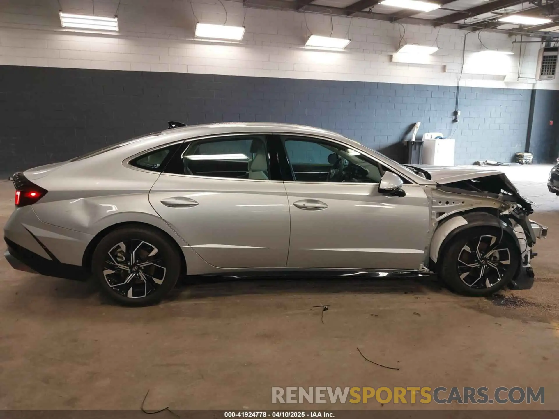14 fotografías del automóvil dañado KMHL64JA5RA368929 HYUNDAI SONATA 2024