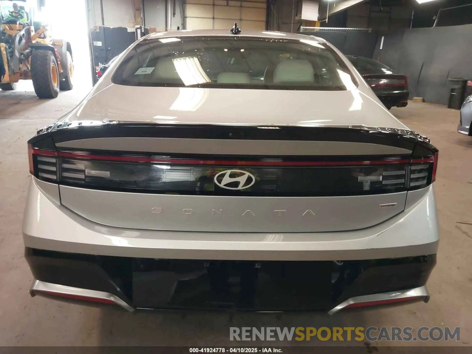 17 fotografías del automóvil dañado KMHL64JA5RA368929 HYUNDAI SONATA 2024