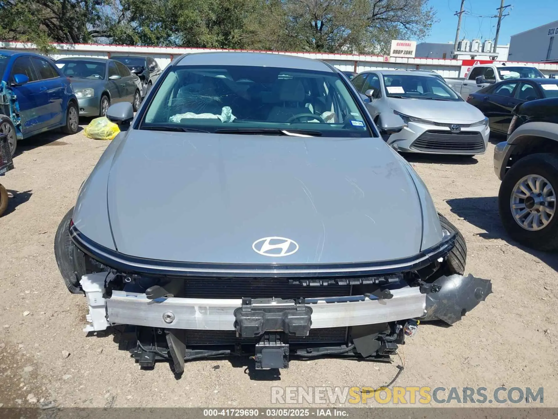 12 fotografías del automóvil dañado KMHL64JA5RA399209 HYUNDAI SONATA 2024