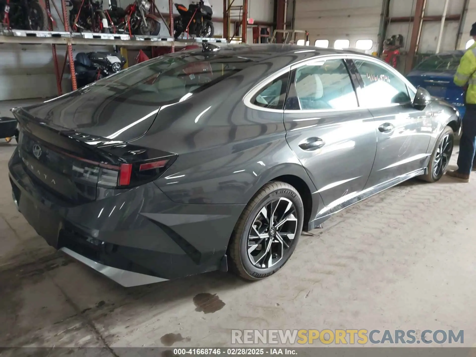 4 fotografías del automóvil dañado KMHL64JA5RA410600 HYUNDAI SONATA 2024