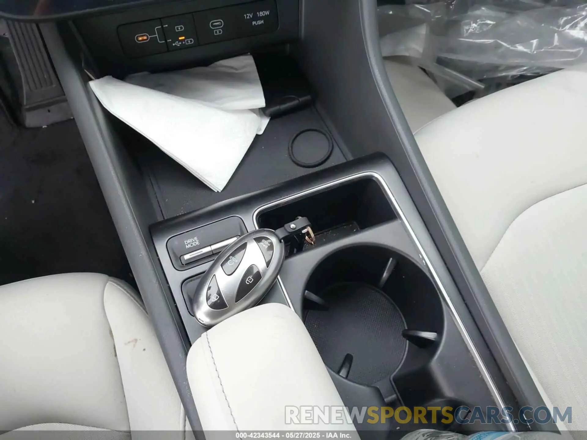 11 fotografías del automóvil dañado KMHL64JA5RA419961 HYUNDAI SONATA 2024