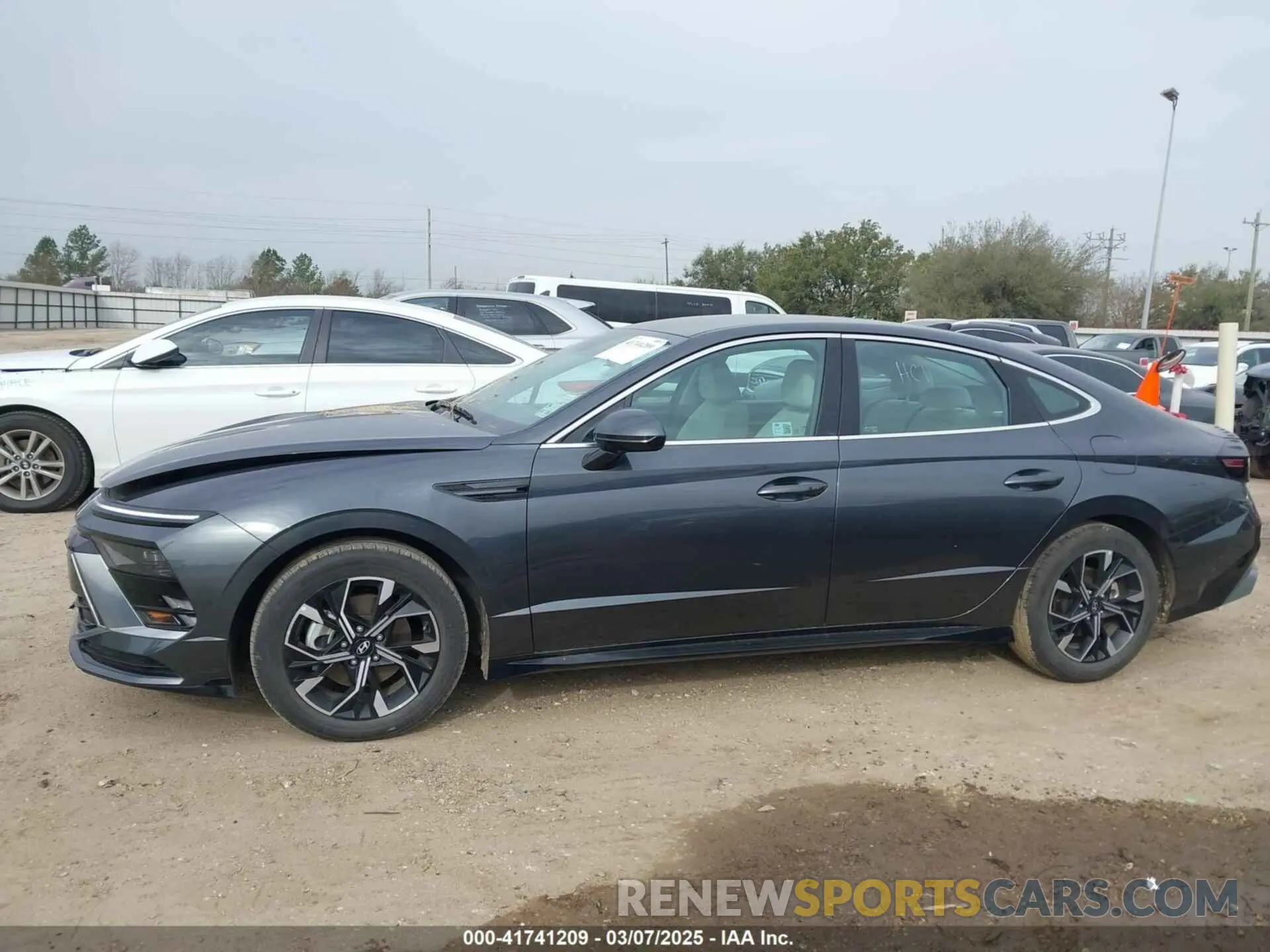 14 fotografías del automóvil dañado KMHL64JA6RA379888 HYUNDAI SONATA 2024