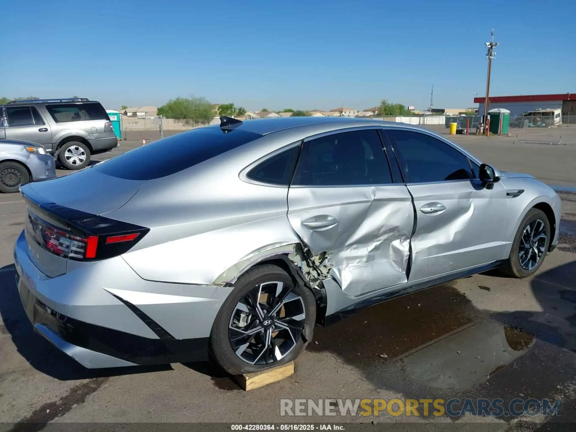 6 fotografías del automóvil dañado KMHL64JA6RA389143 HYUNDAI SONATA 2024