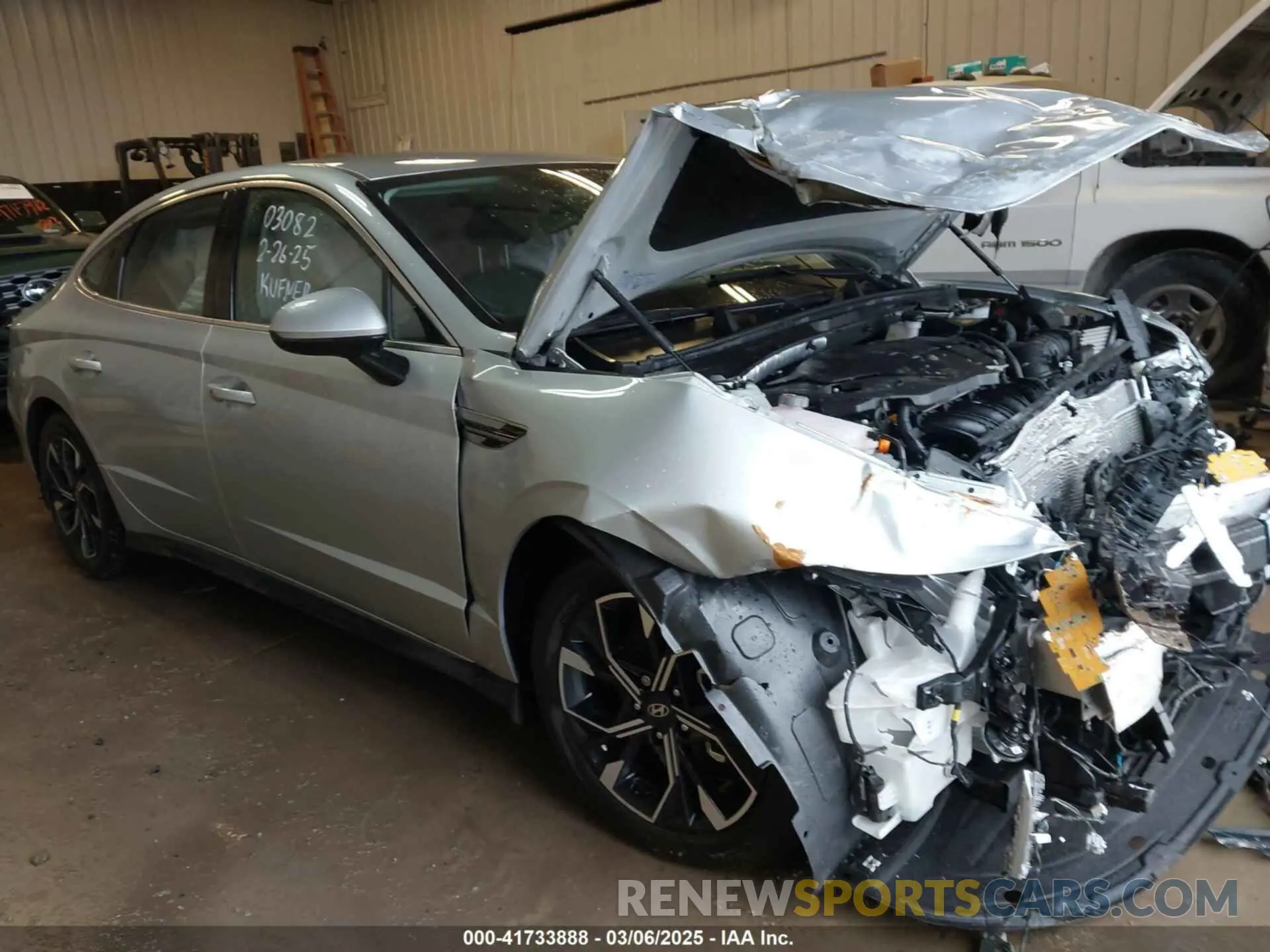 12 fotografías del automóvil dañado KMHL64JA7RA398076 HYUNDAI SONATA 2024
