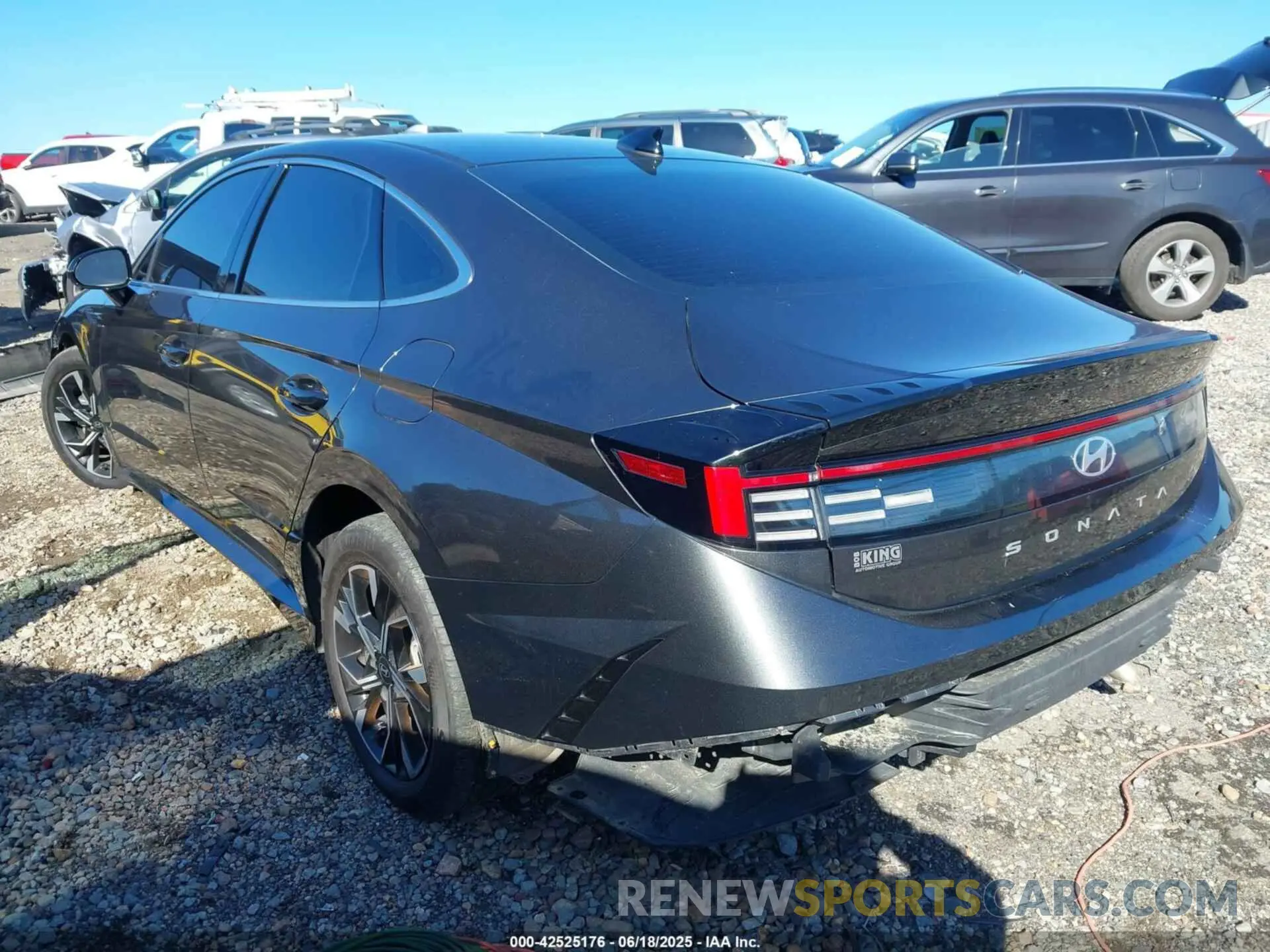 3 fotografías del automóvil dañado KMHL64JA8RA407142 HYUNDAI SONATA 2024