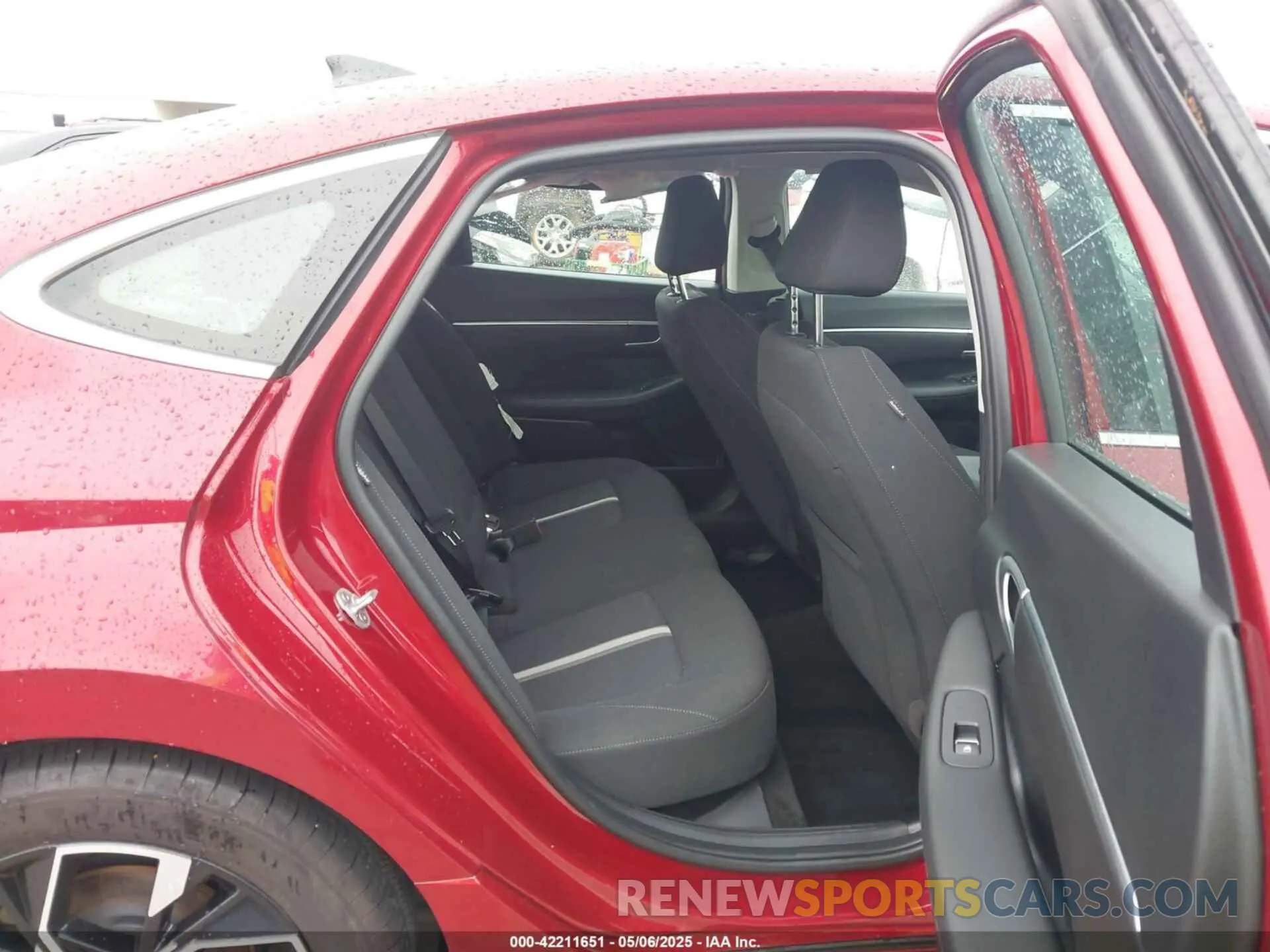 8 fotografías del automóvil dañado KMHL64JA9RA379626 HYUNDAI SONATA 2024