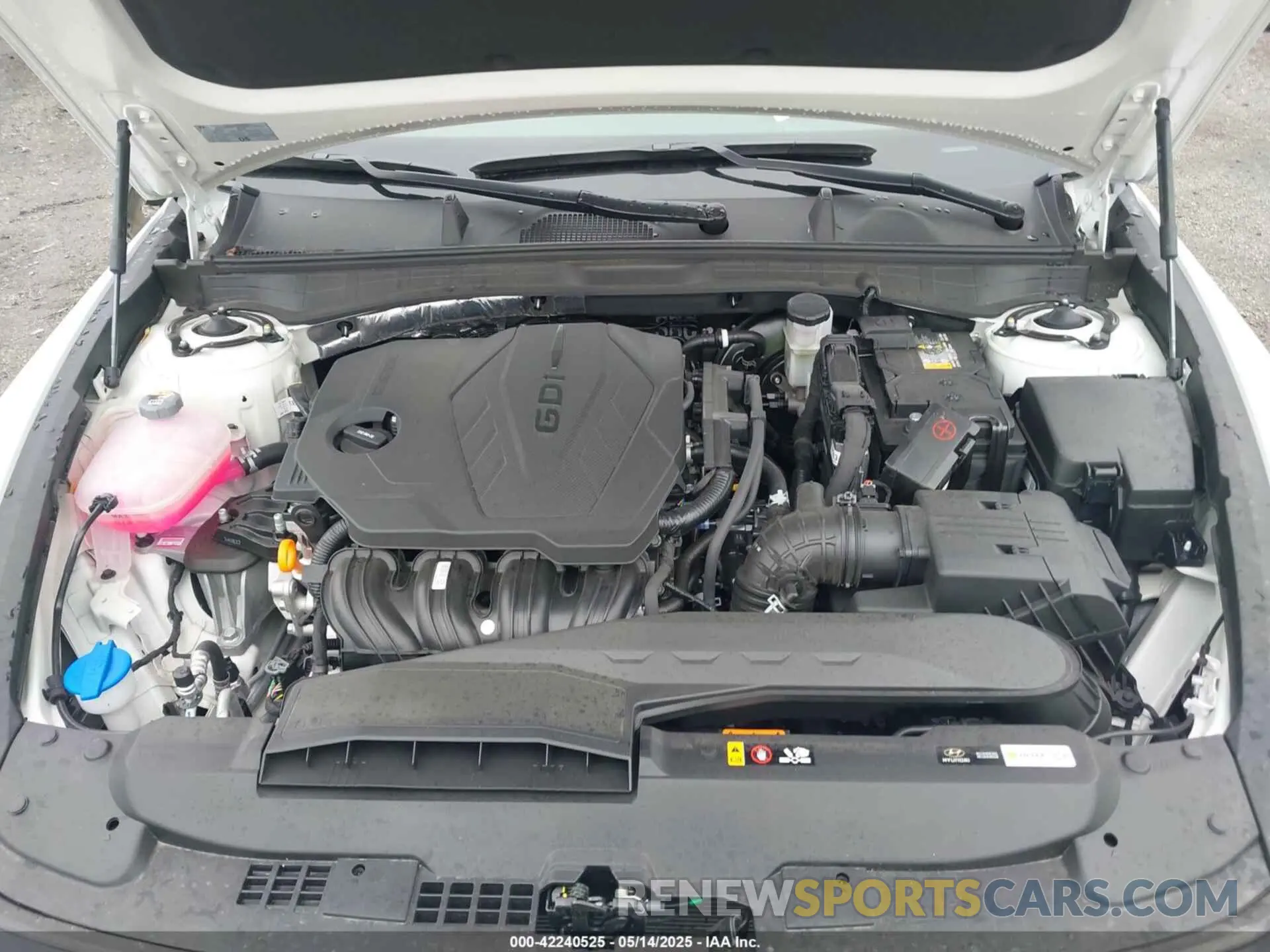 10 fotografías del automóvil dañado KMHL24JA8SA443091 HYUNDAI SONATA 2025