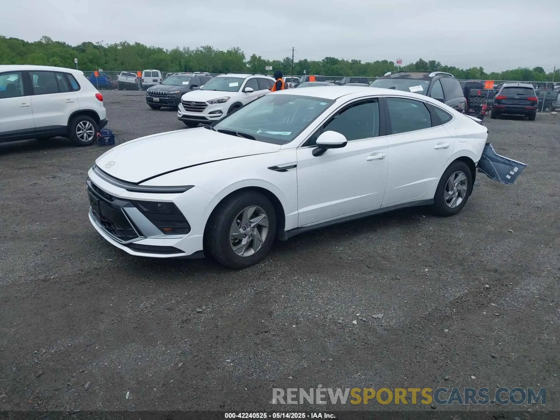 2 fotografías del automóvil dañado KMHL24JA8SA443091 HYUNDAI SONATA 2025
