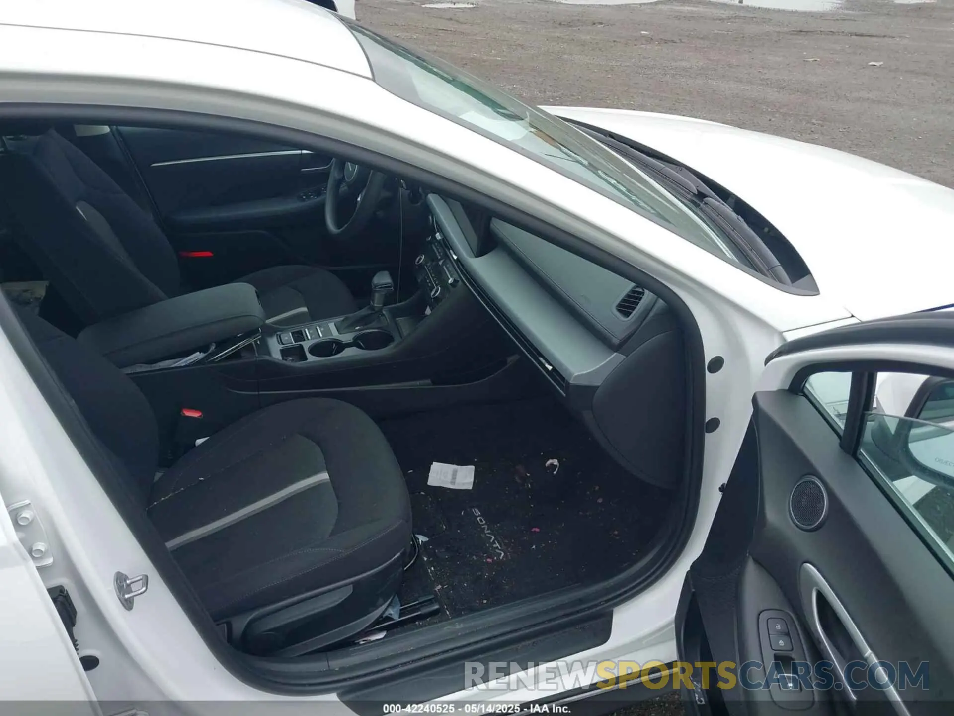 5 fotografías del automóvil dañado KMHL24JA8SA443091 HYUNDAI SONATA 2025