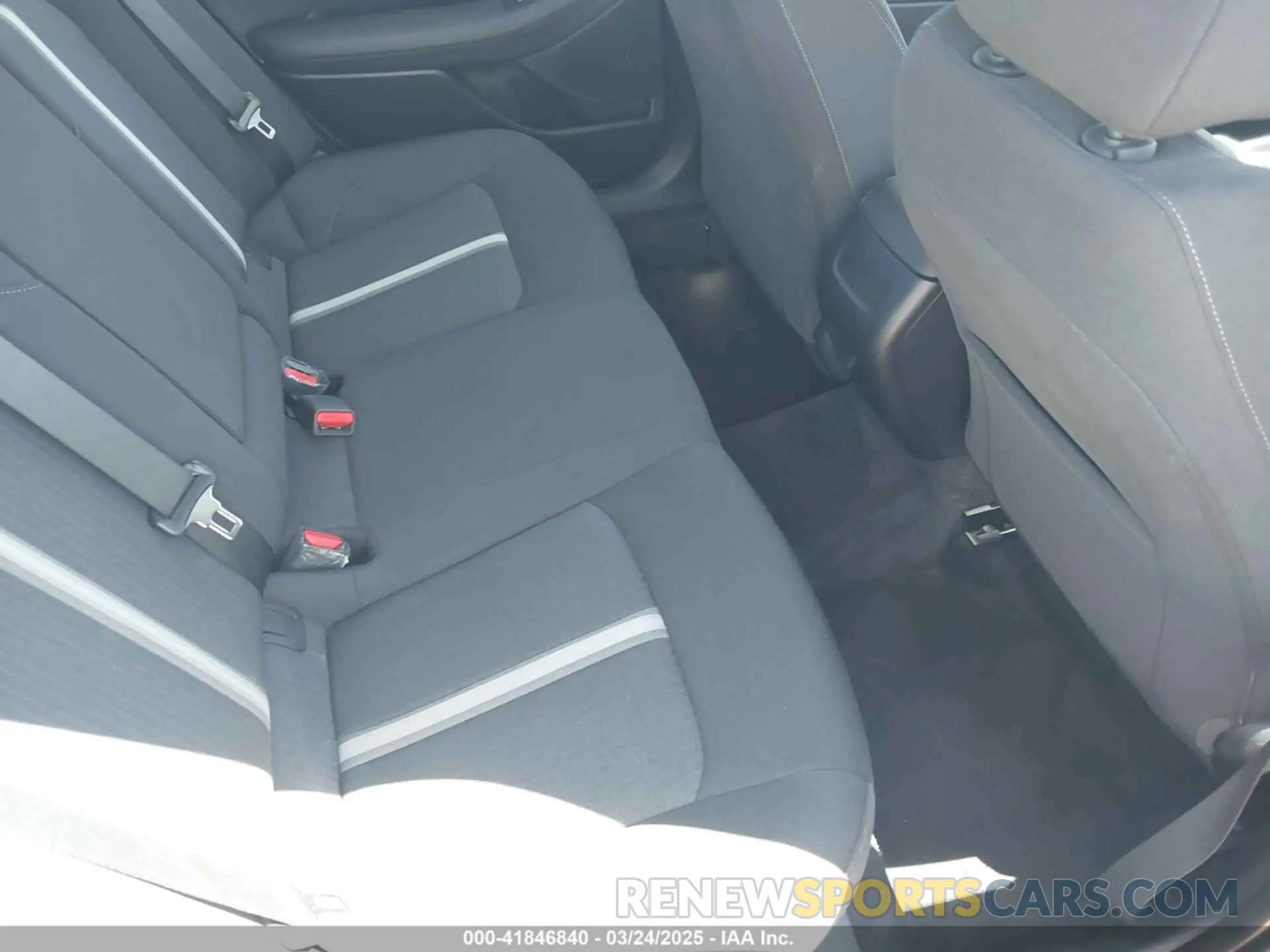 8 fotografías del automóvil dañado KMHL64JA0SA430663 HYUNDAI SONATA 2025