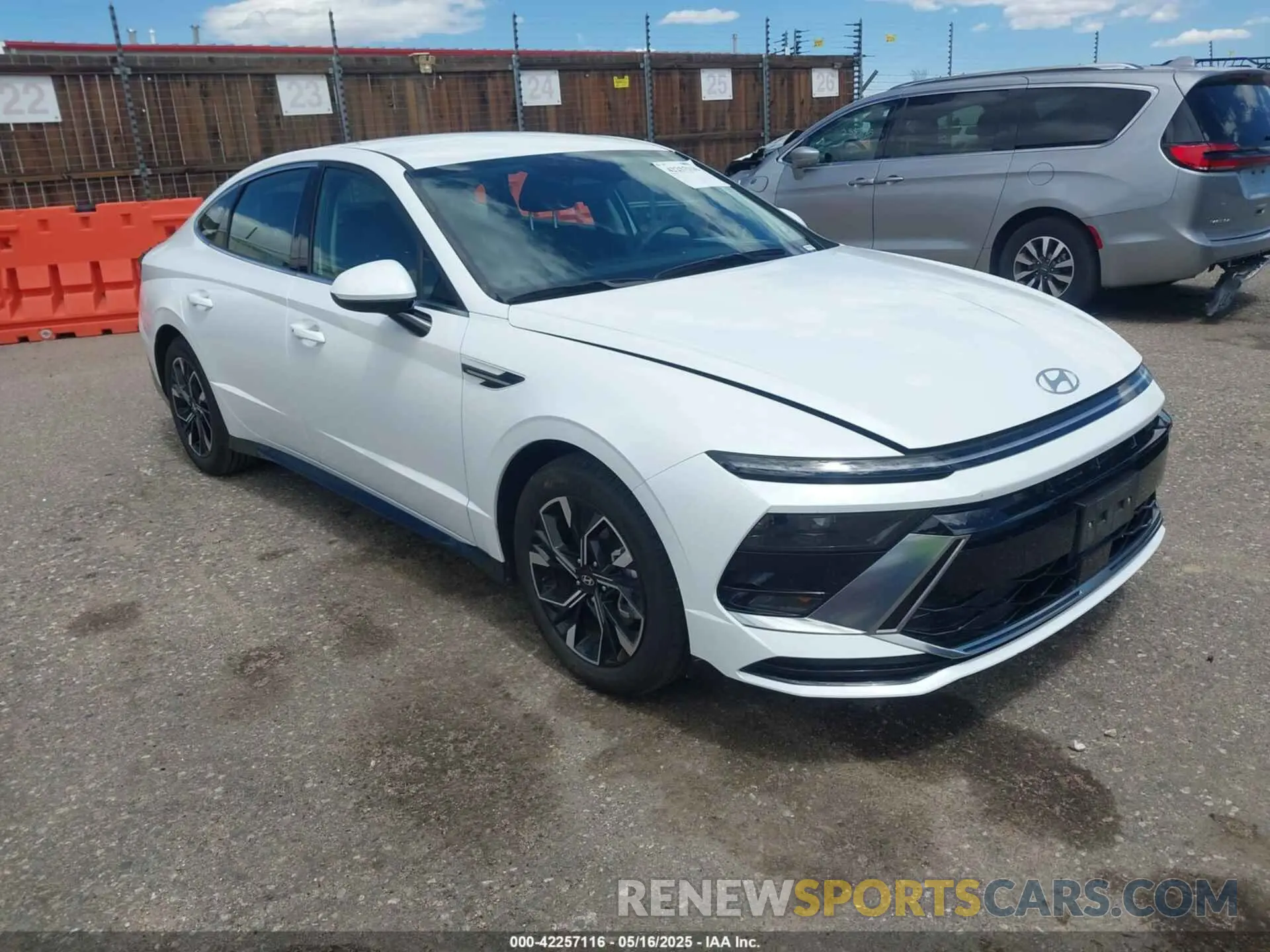 1 fotografías del automóvil dañado KMHL64JA0SA437502 HYUNDAI SONATA 2025