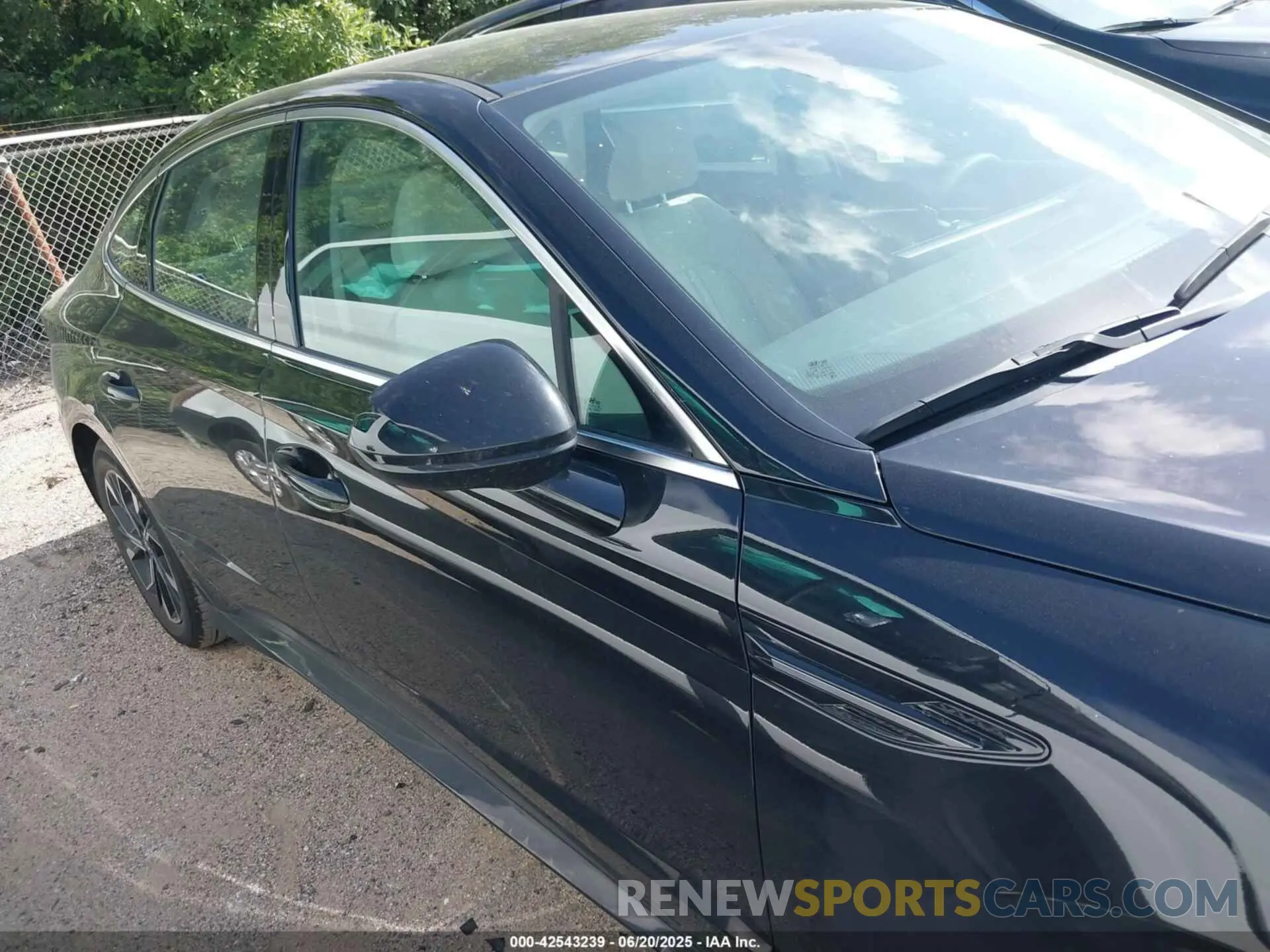 13 fotografías del automóvil dañado KMHL64JA1SA437721 HYUNDAI SONATA 2025